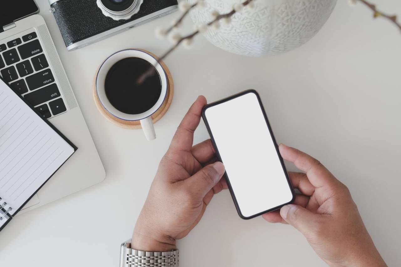 Servicios de telefonía móvil con la compañía MovilFly