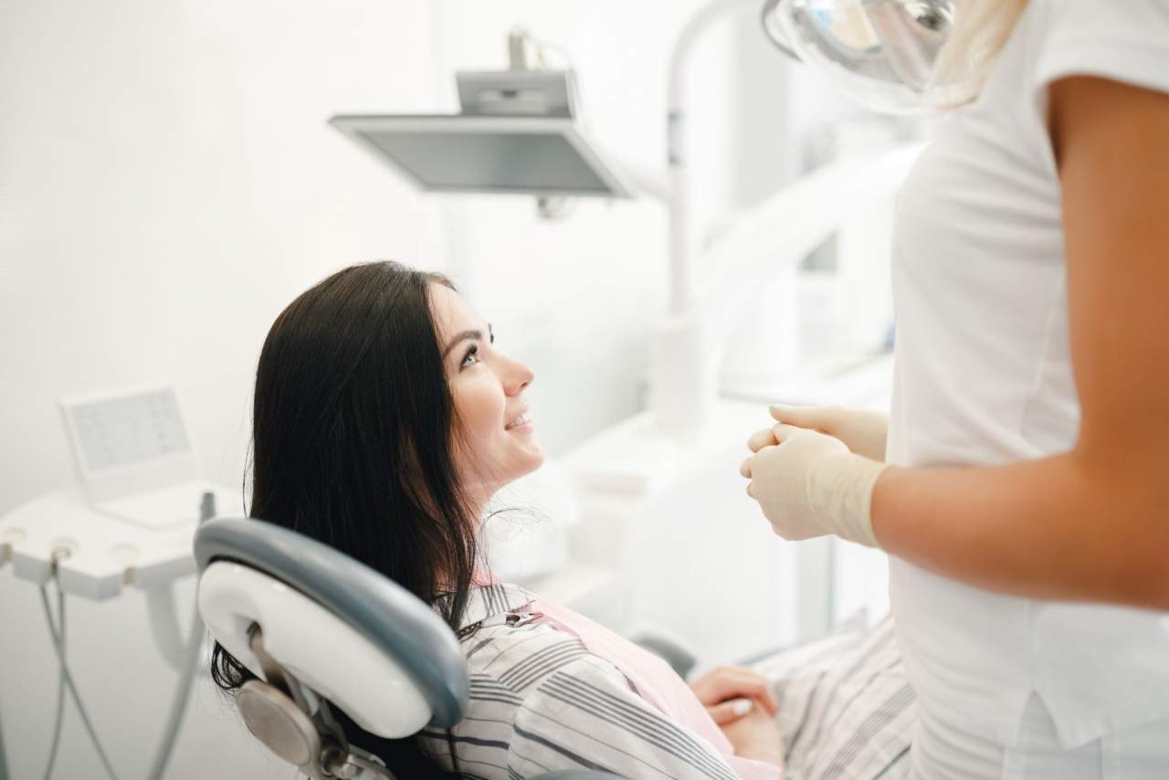 Implantes cigomáticos en Clínica Helident. ¿Qué son? ¿Por qué son populares?