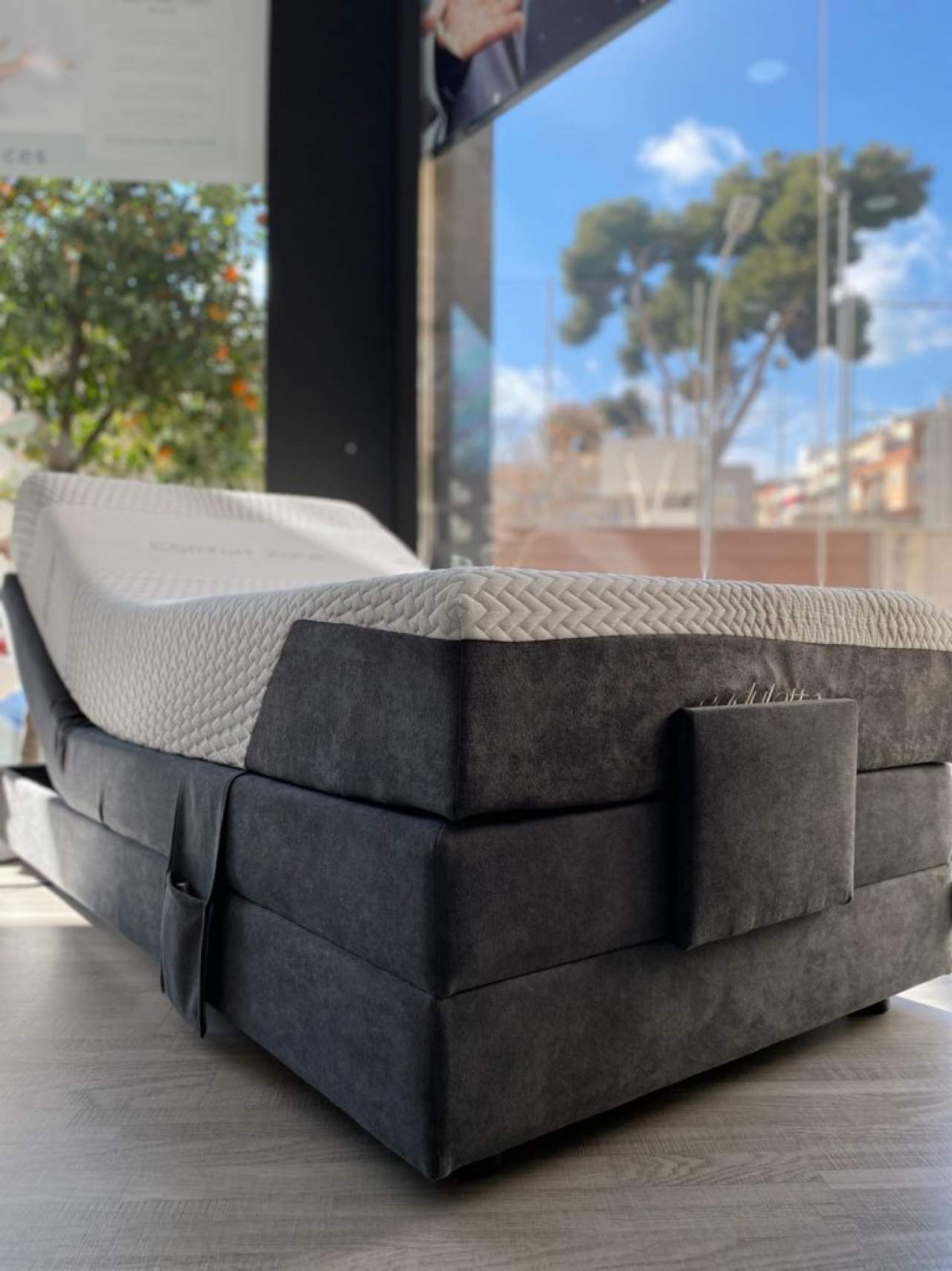 Muebles Industria liquida su stock de colchones con 30% de descuento
