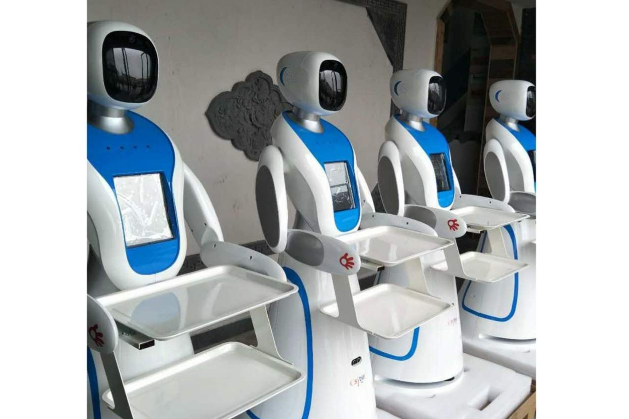 Robots para restaurantes: los camareros autónomos que ofrece Futura Vive