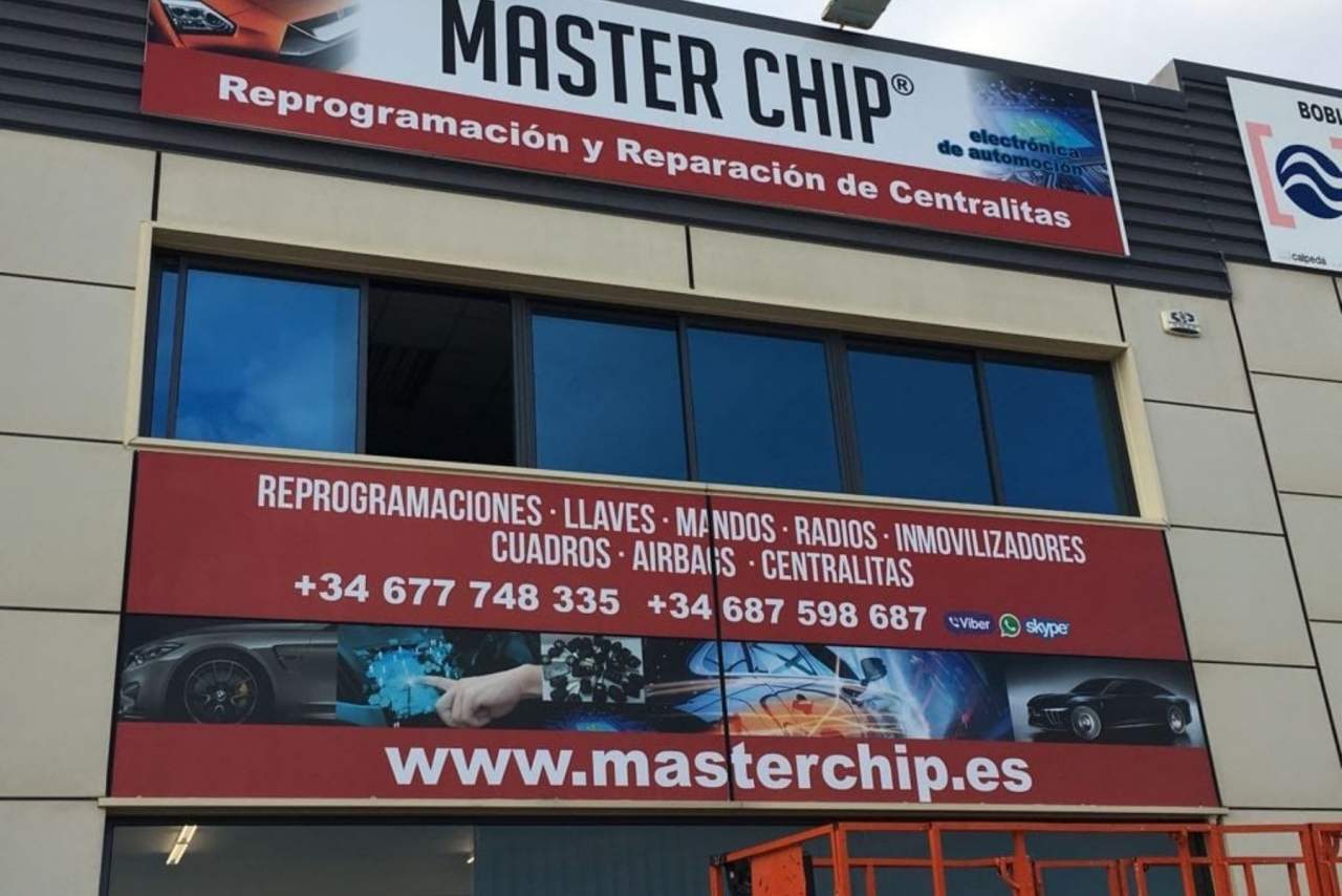 La empresa Deimprenta pone a la disposición de los clientes distintos tipos de rotulación