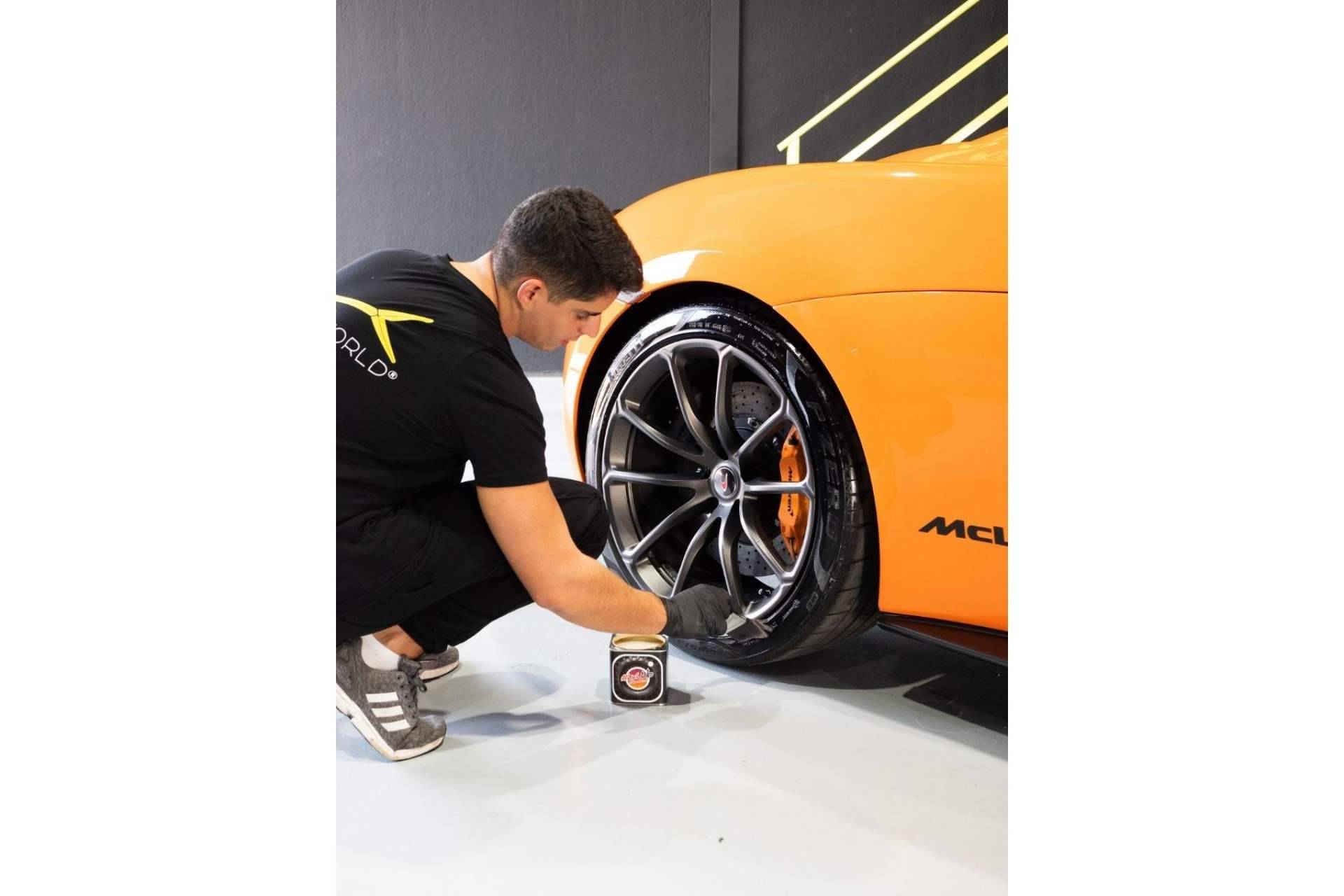 Radikal World, una marca que cita a los amantes de los coches de lujo con Radikal Carwash