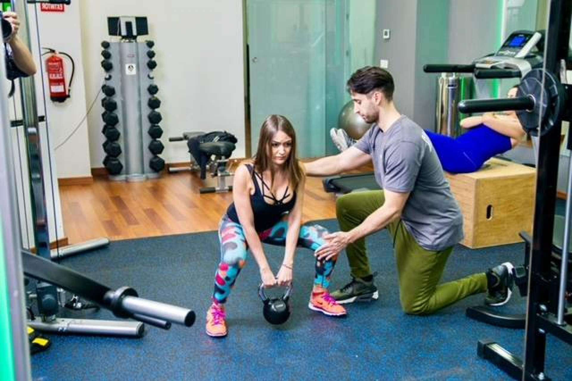 Los beneficios de contar con un buen entrenador personal que se adapte a los requerimientos personales, por Rencoach