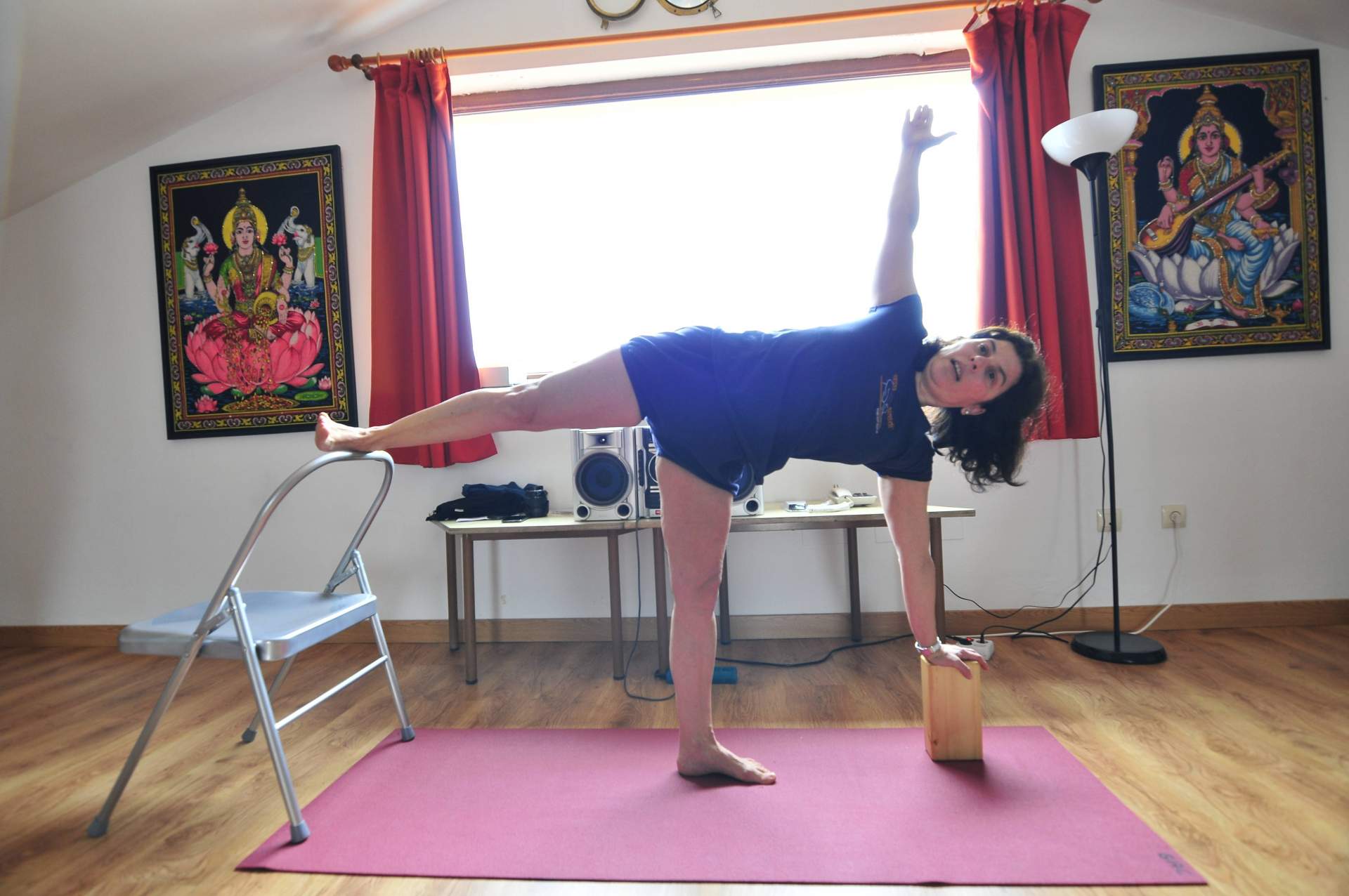 Los alumnos del centro Yoga Albahaca pueden aprender a mejorar el estado físico