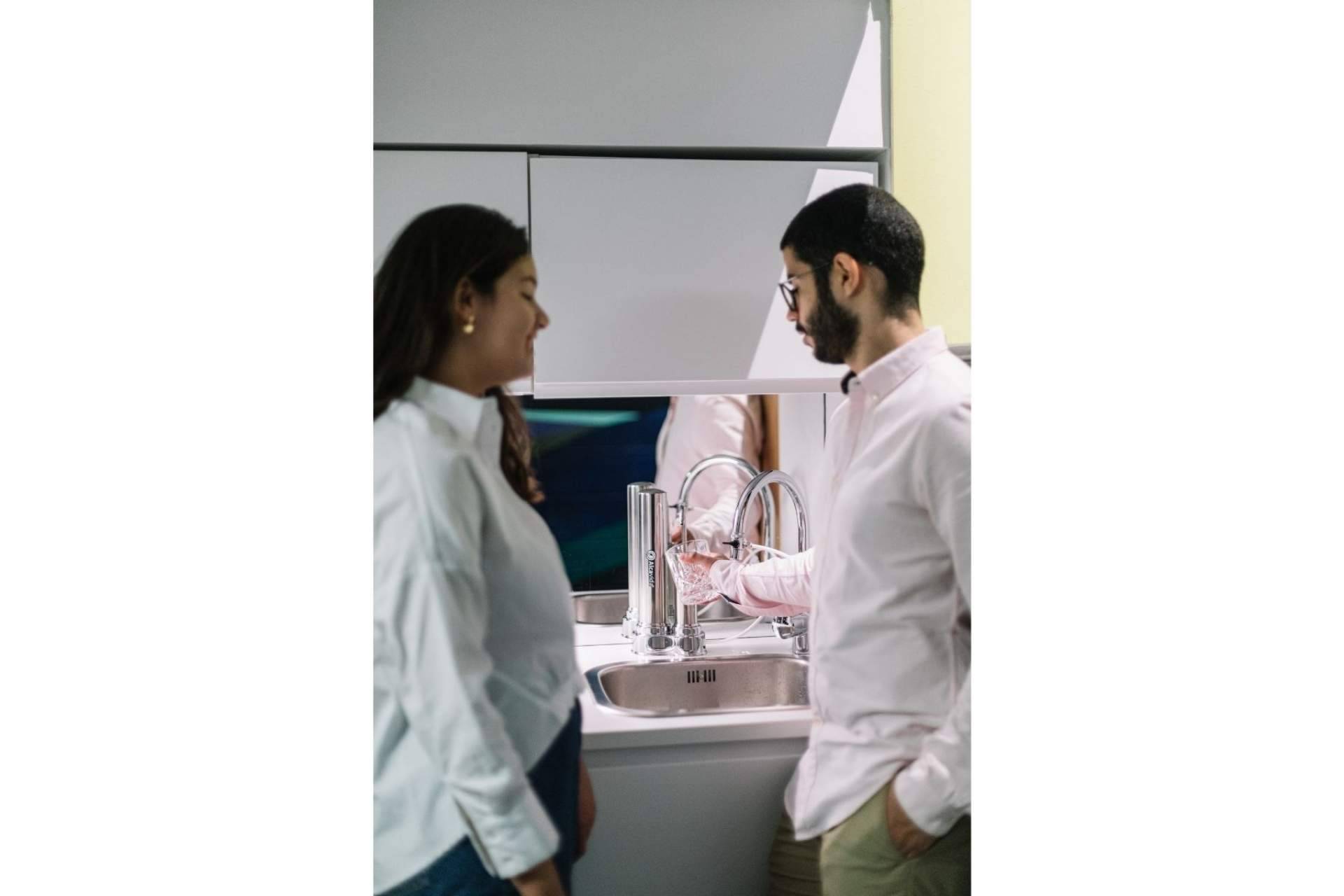 El filtro ionizador para el grifo de Alcavida es clave para la salud