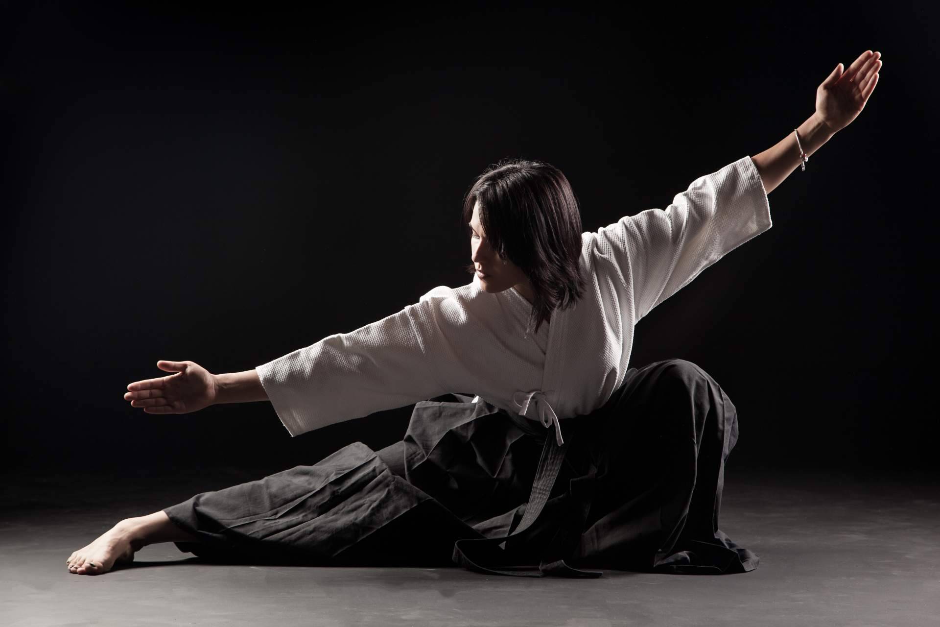 Los amantes de las artes marciales pueden encontrar en la tienda online Kendokan Martial Arts una gran selección de equipo deportivo y equipamiento para poder entrenar en casa