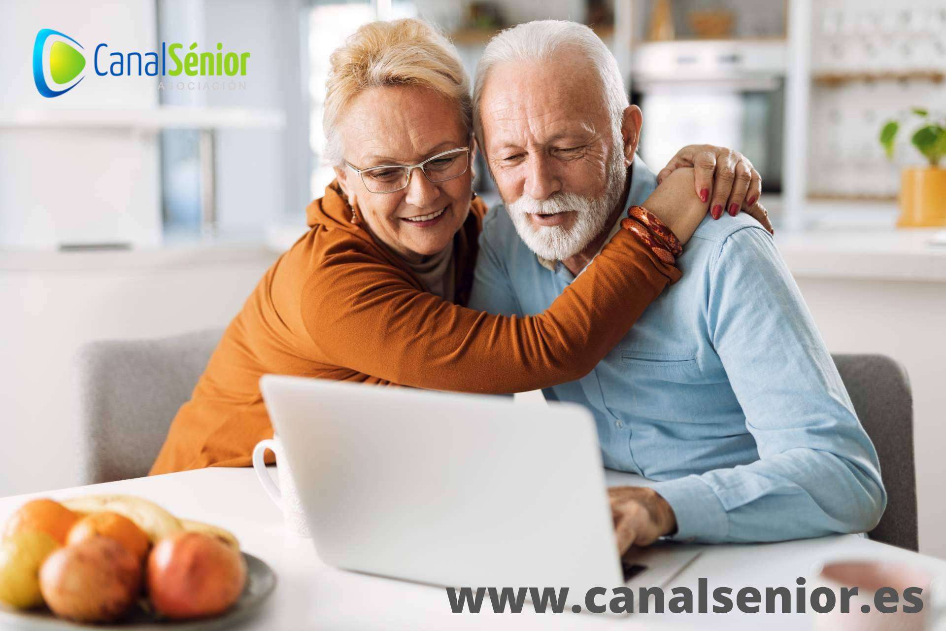 Se buscan jóvenes preocupados por el ocio de sus abuelos para la plataforma gratuita de entretenimiento de Canal Sénior