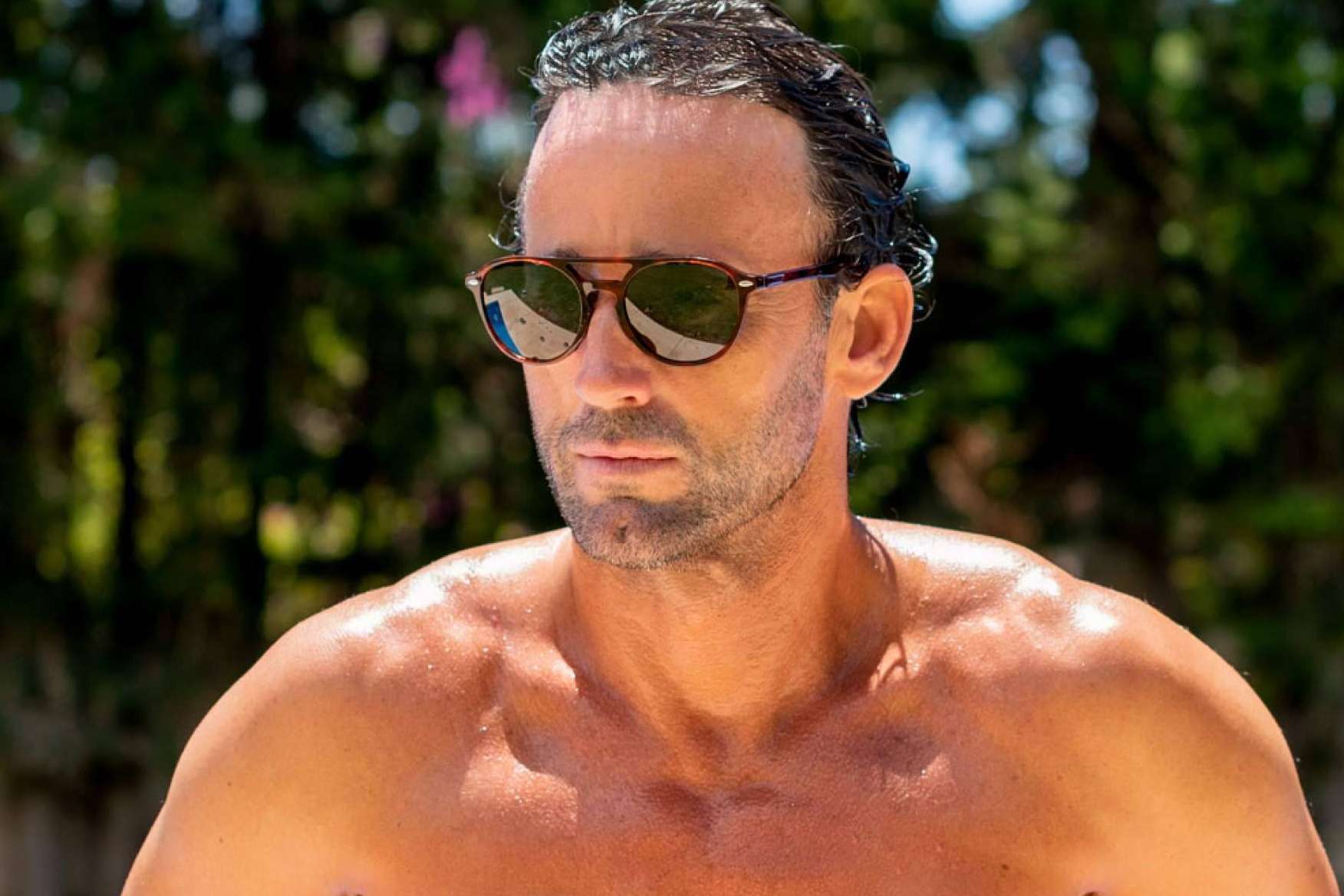 Muchos famosos completan sus looks con las gafas de SunBahs