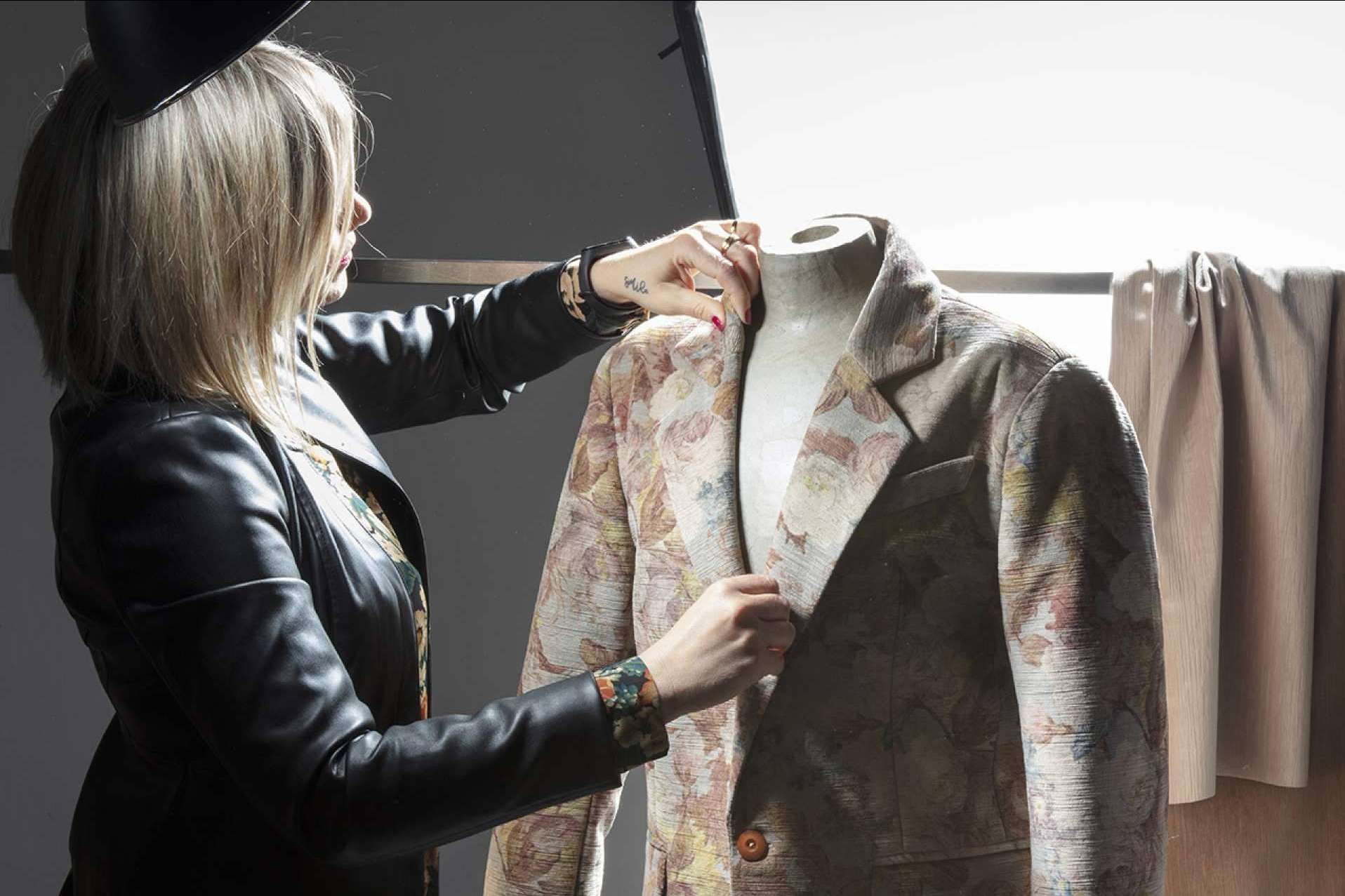 Rioma, una compañía comprometida con el medioambiente que se dedica la fabricación textil utilizando materiales sostenibles