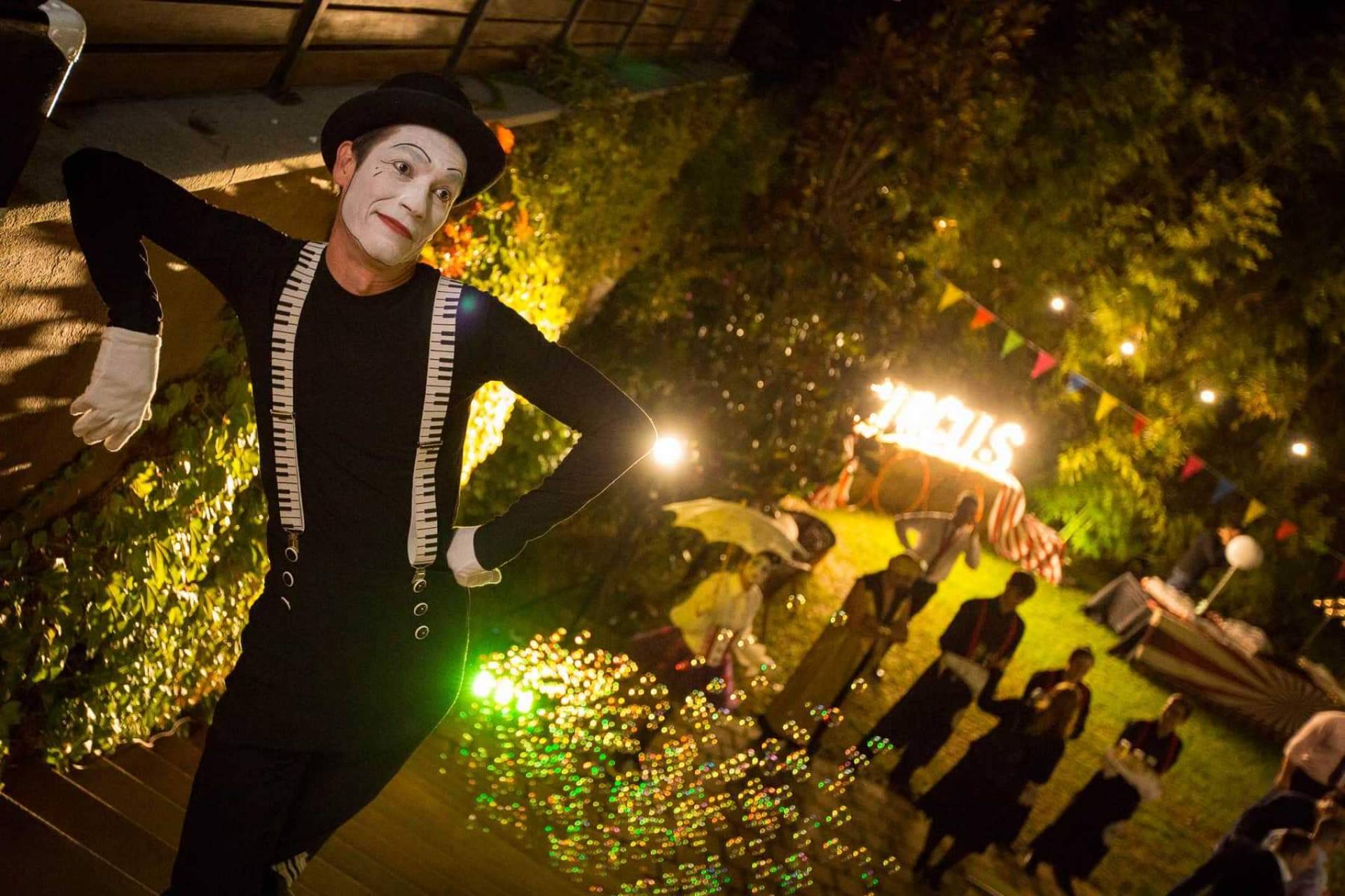 Eventos temáticos creativos y originales para empresas con Marca Condal