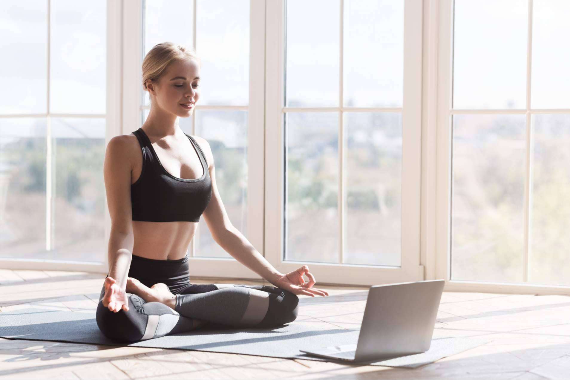 Unos de los mejores profesorados de yoga online en Profesorado de Yoga