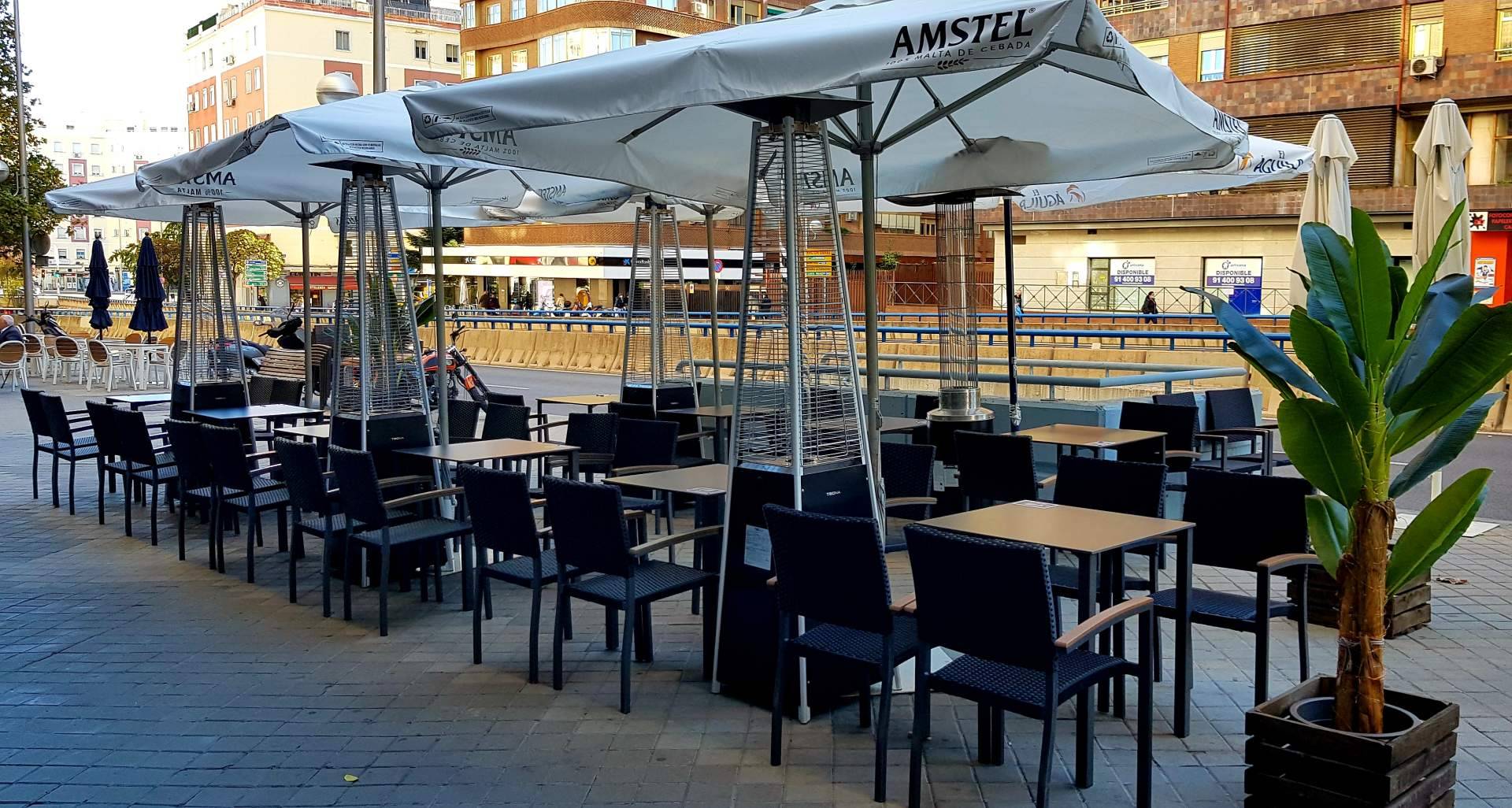 Disfrutar del terraceo en invierno en Madrid en el bar La Mentirosa