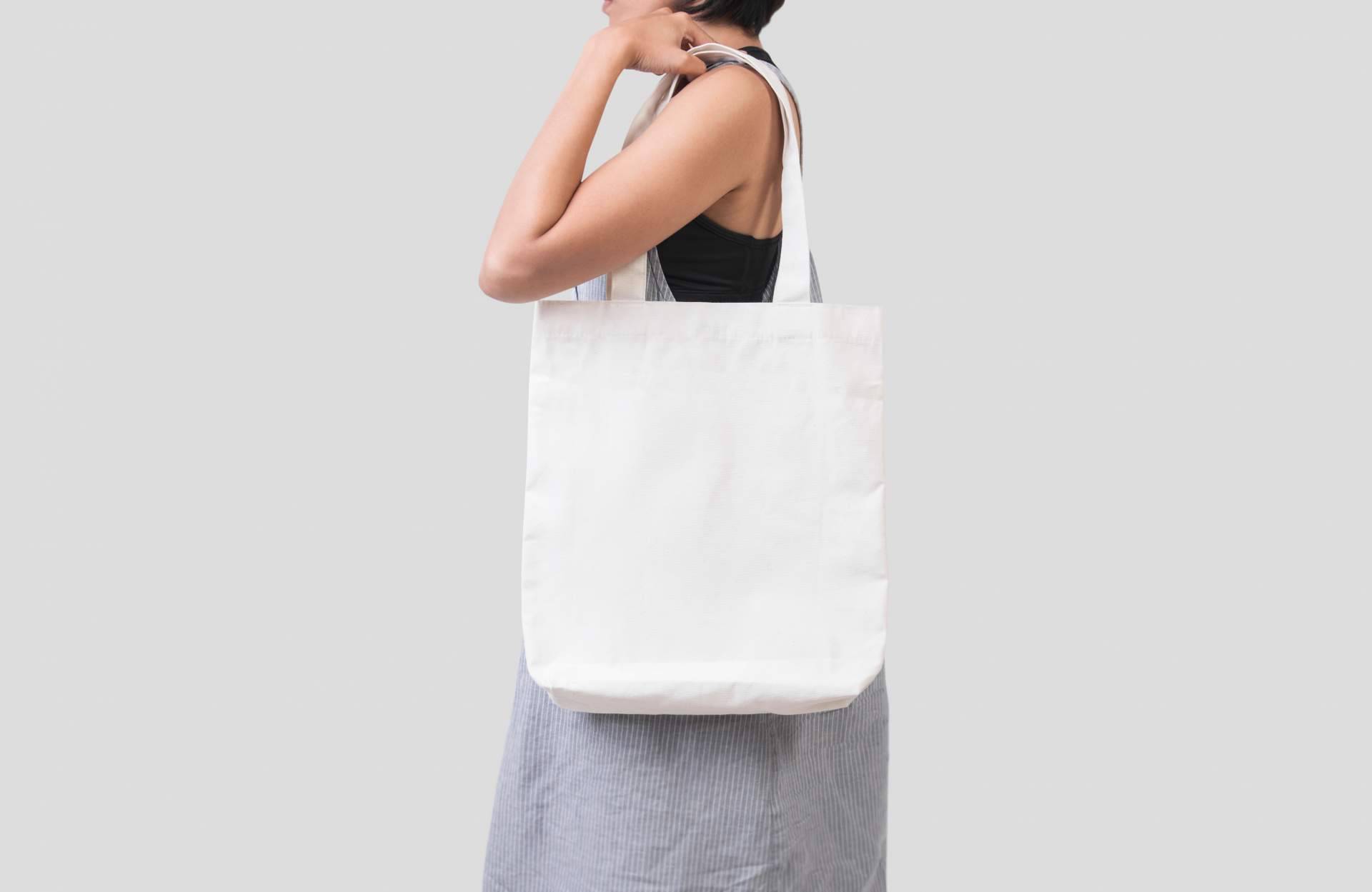 RegaloEmpresas, para fijar una marca, indica que una de las mejores estrategias son las bolsas promocionales
