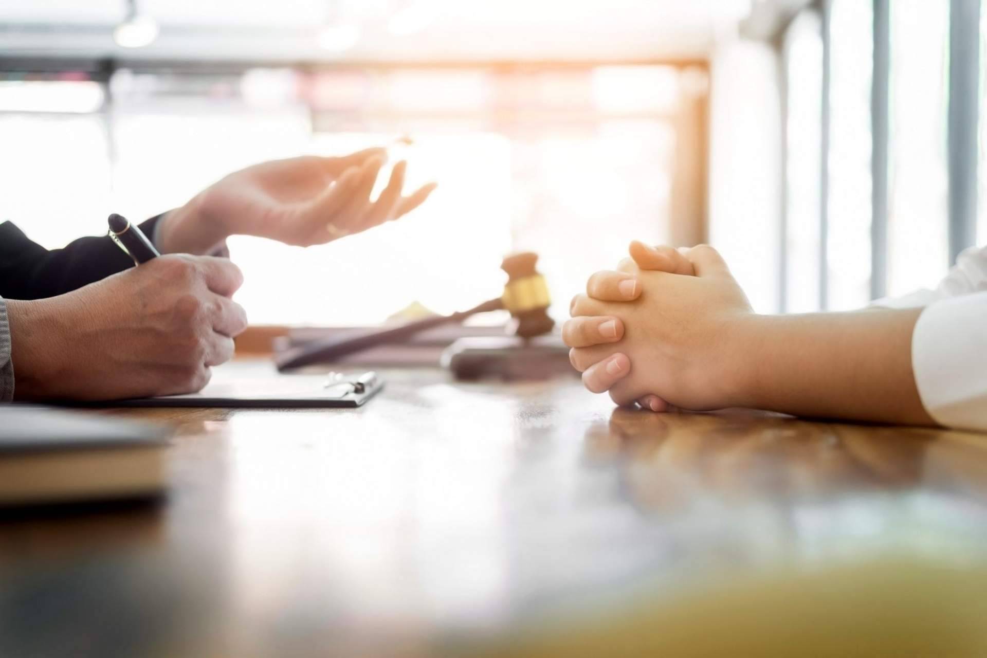 Encontrar a los mejores abogados para un caso es posible gracias a la plataforma Abogado.best