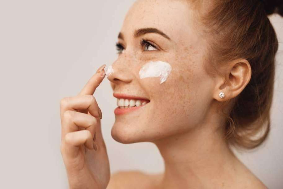 Virginia Barrau diseña su línea de cosméticos que logra reparar la función de la barrera natural de la piel