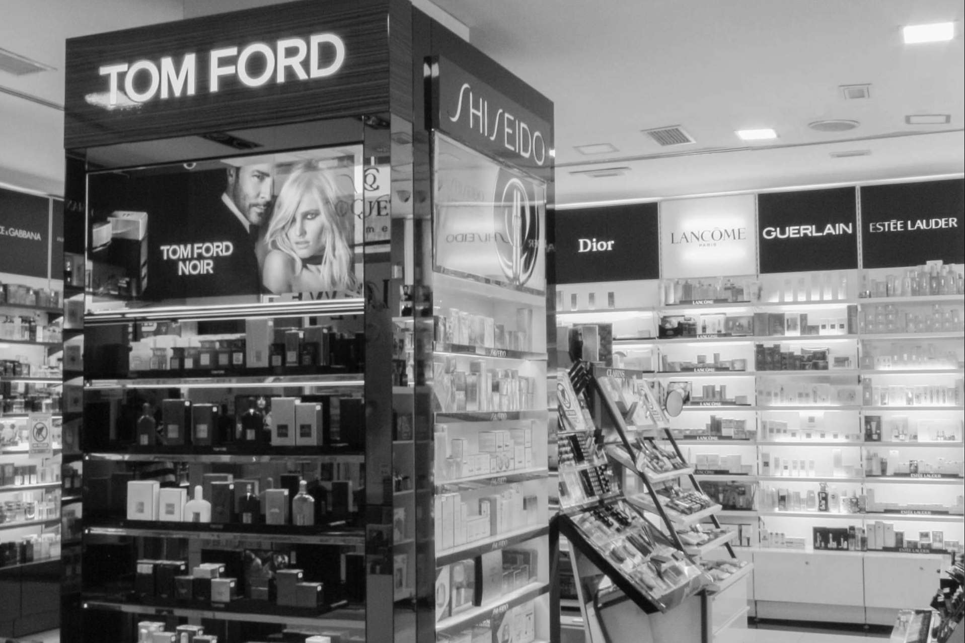 Expertos en belleza y tienda online de cosmética, maquillaje y perfumes, con Perfumerías Coqueteo