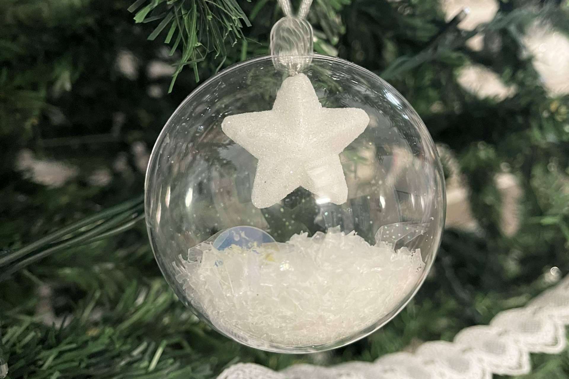 Atelier de Bodas junto a las familias en navidad, la colaboración de la empresa con Aldeas Infantiles SOS