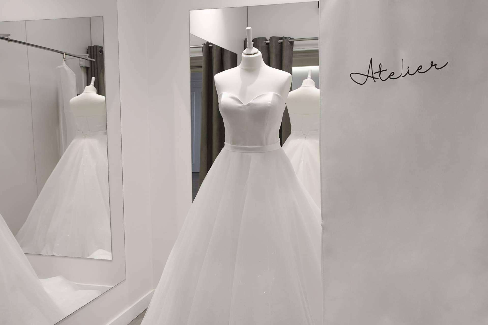 Atelier Factory se convierte en la revolución de la moda nupcial, por Atelier de Bodas