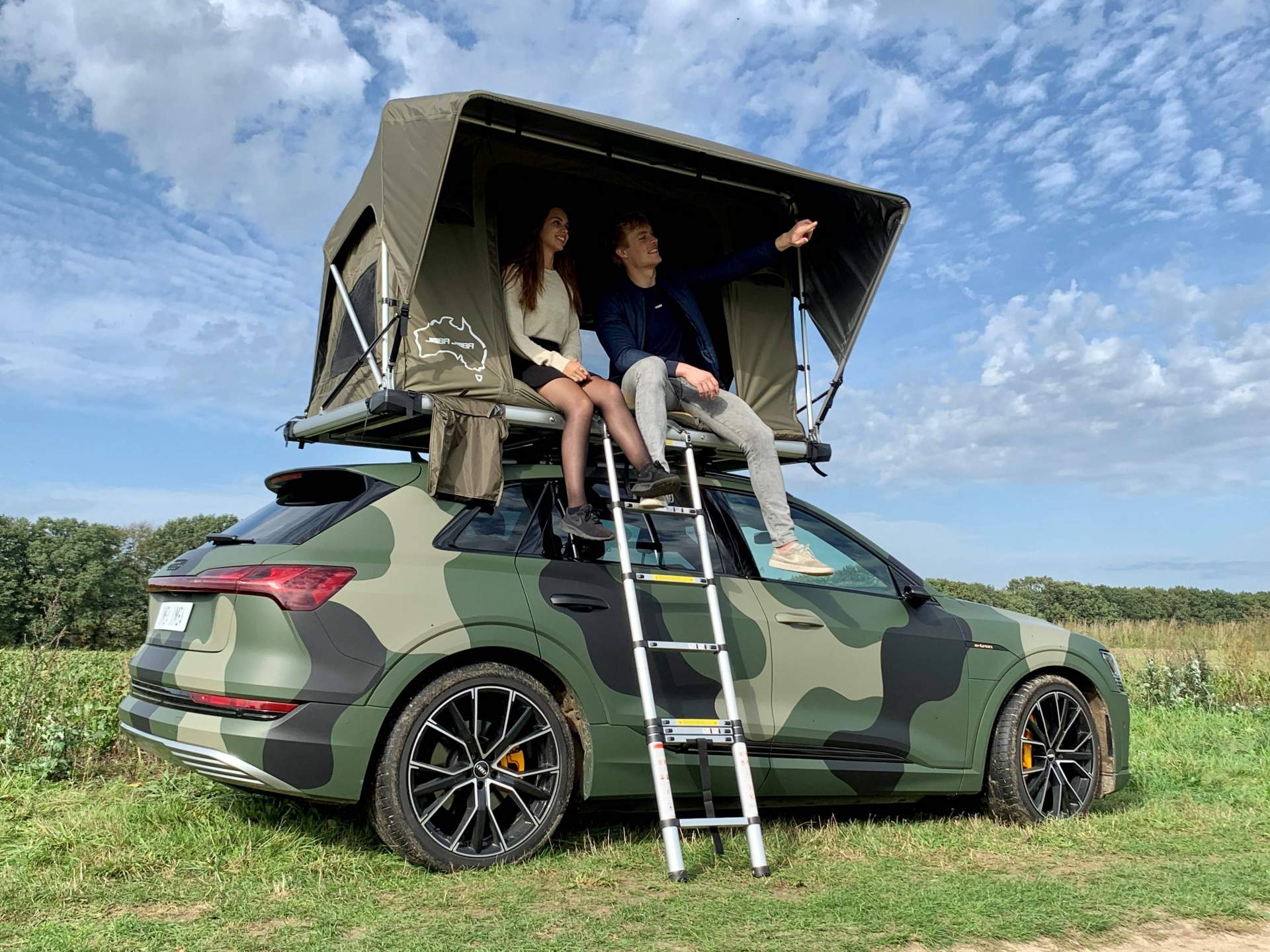 Las tiendas de techo son seguras, por Fox Camper