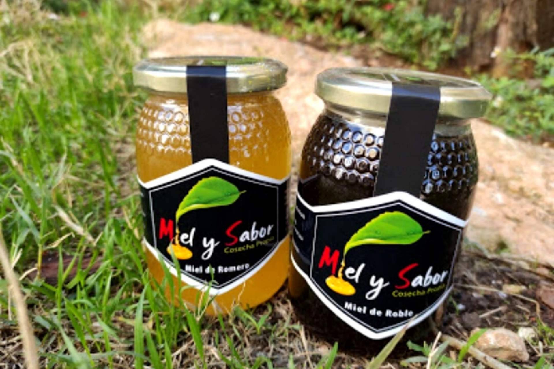 Miel y Sabor lleva más de 140 años respetando las abejas para crear mieles artesanales