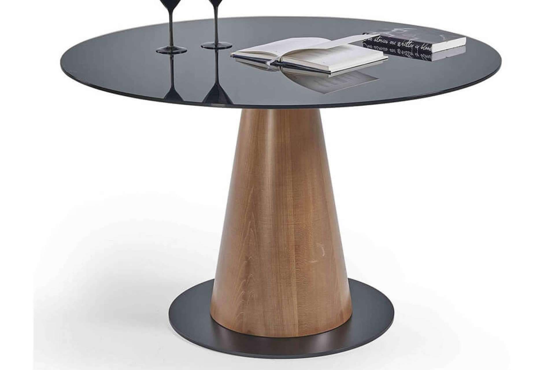 Las mesas redondas con tapa de cristal para comedores modernos y acogedores de Home and Relax
