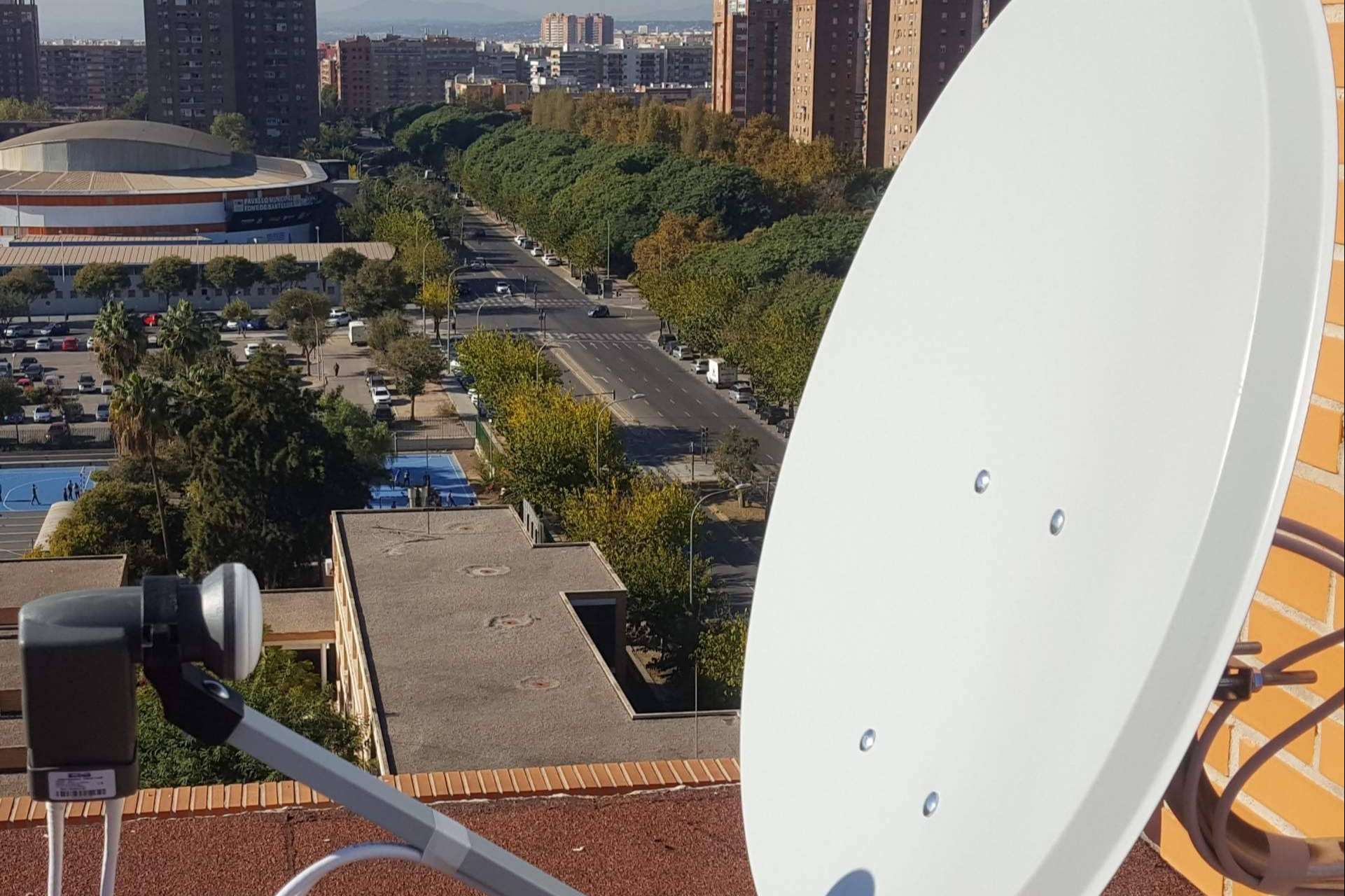¿Cómo encontrar un servicio de antenistas eficaz y personalizado? Antenistas Barcelona
