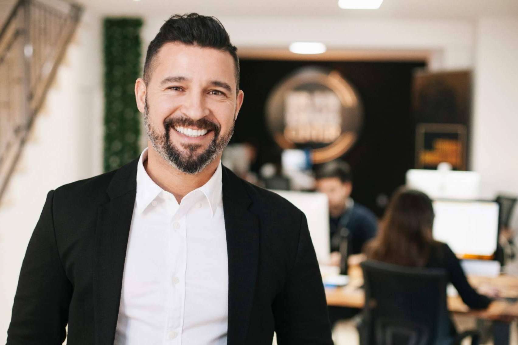 Alberto Conesa entra en Latinoamérica a través de BrandingCenter