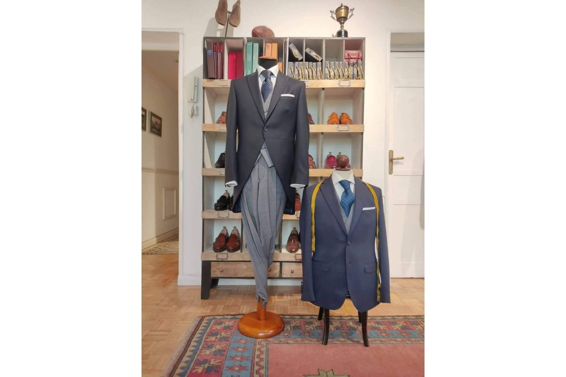 Sastrería Foraster ofrece trajes de novio diferentes