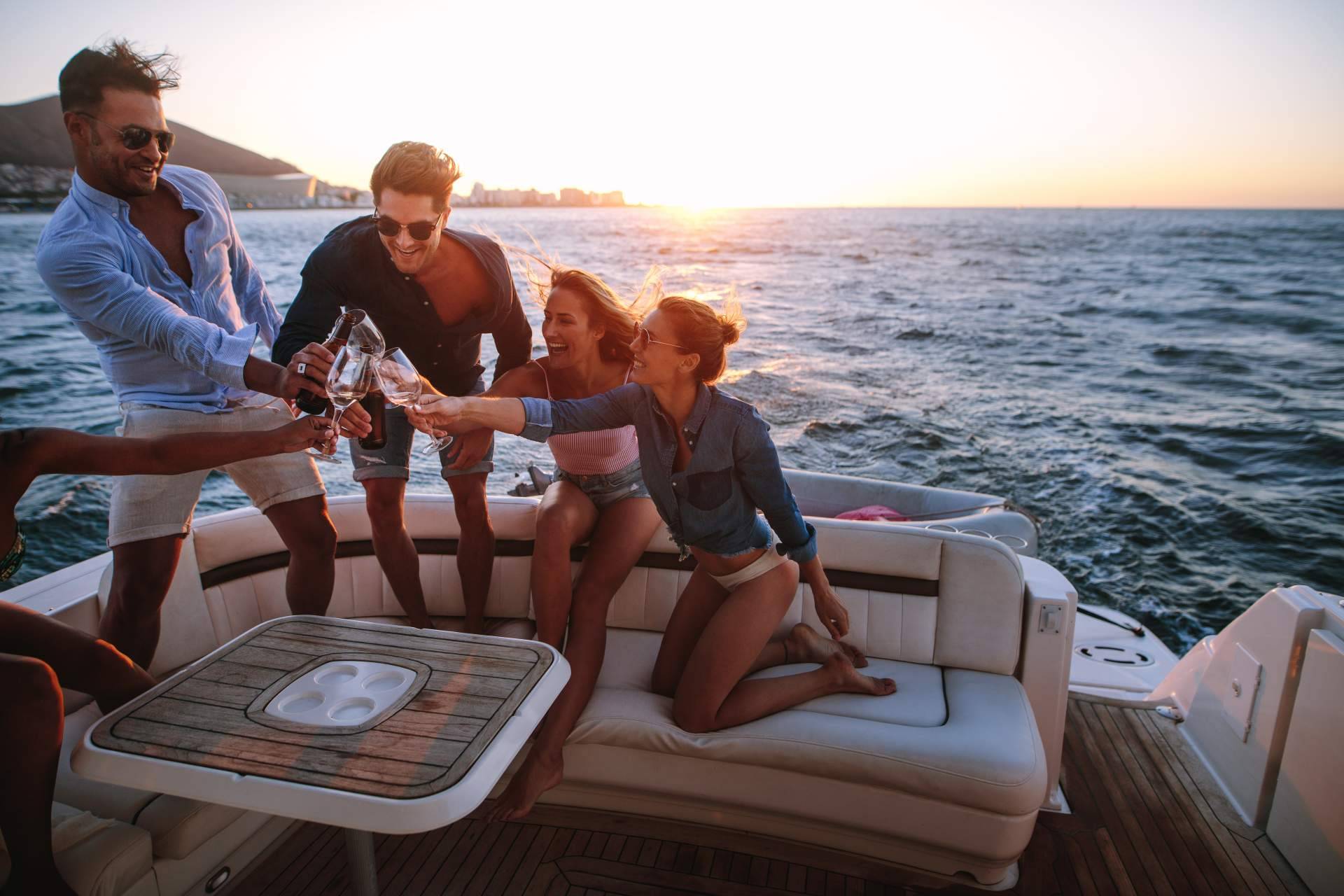 Sentir tranquilidad y protección gracias al seguro a todo riesgo de un barco