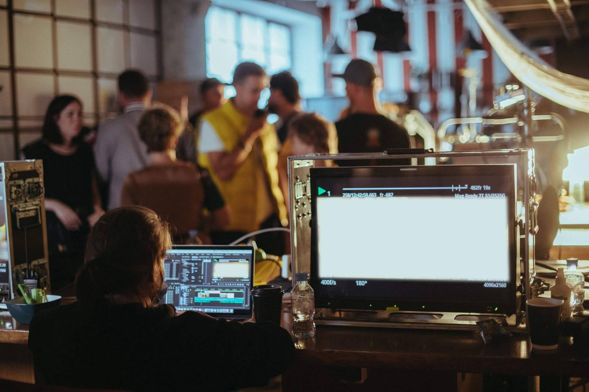 La inclusión en televisión, por The Artist