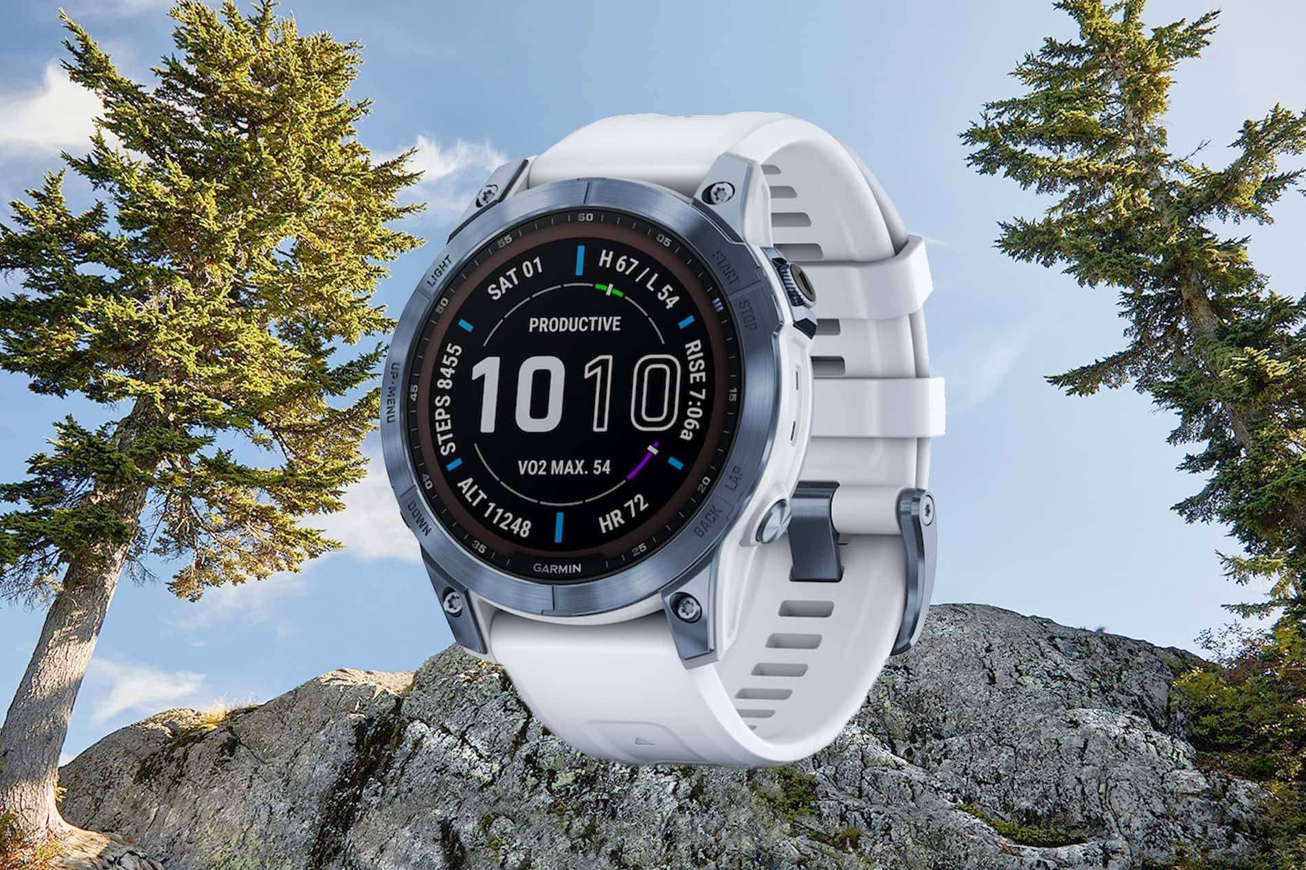 Carga solar y linterna LED; los secretos del reloj GPS que todos los amantes del deporte buscan