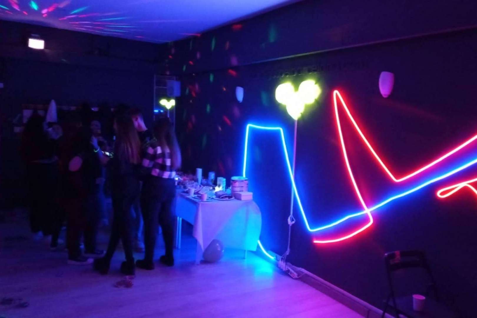 Un local adaptado para fiestas de 18 cumpleaños