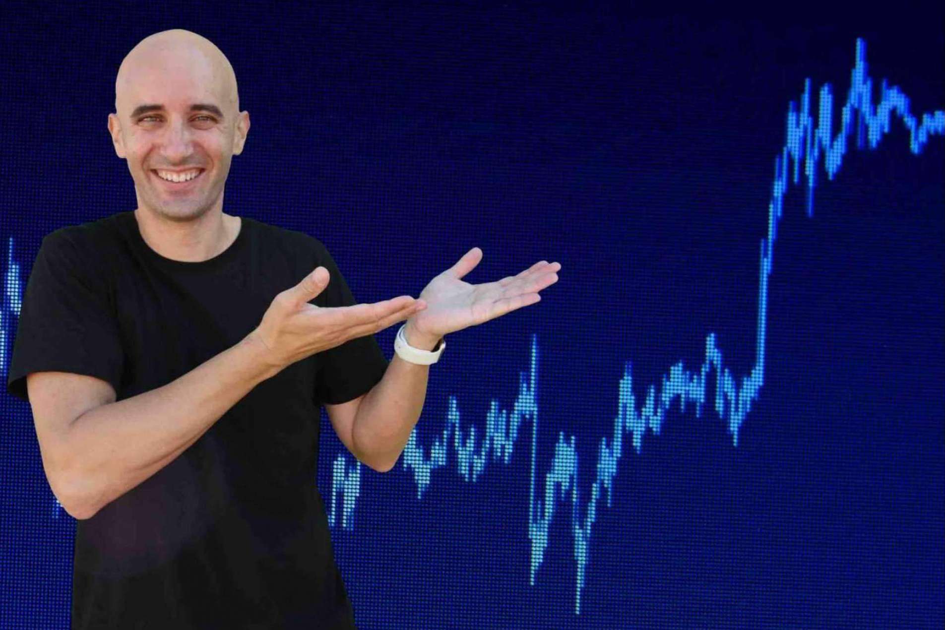 ¿Qué es la Incubadora de traders?, un proyecto para formar profesionales de la mano de Víctor Gómez