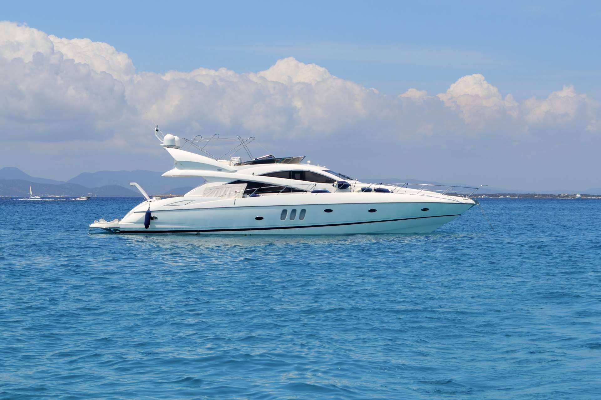 Adelantarse al buen tiempo, el alquiler de barcos para celebraciones en Ibiza y Formentera