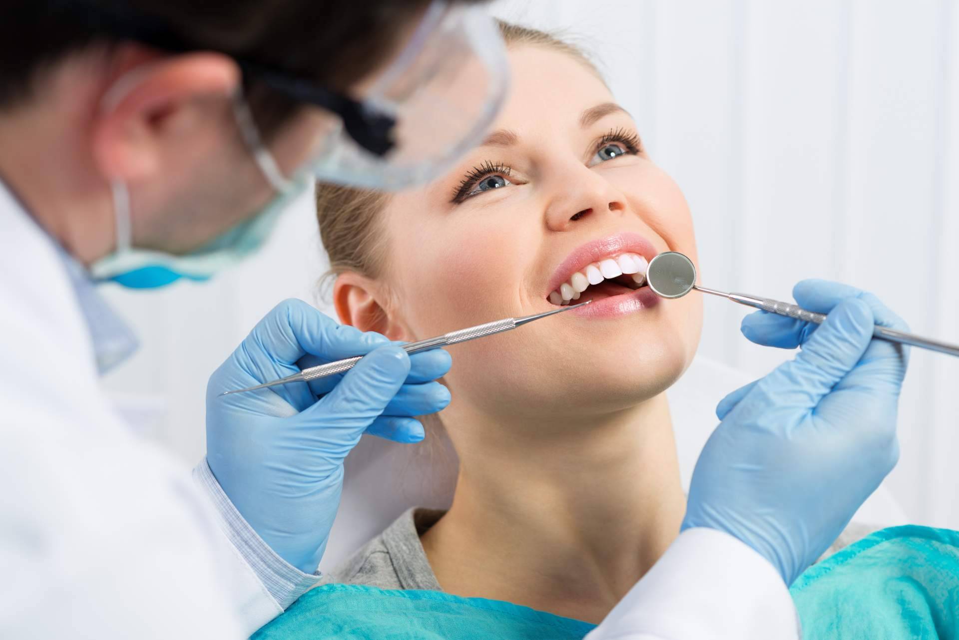La sede de Doctores Dental en Puerta Bonita situada en el distrito de Carabanchel, está dirigida por el doctor Esteban Russo