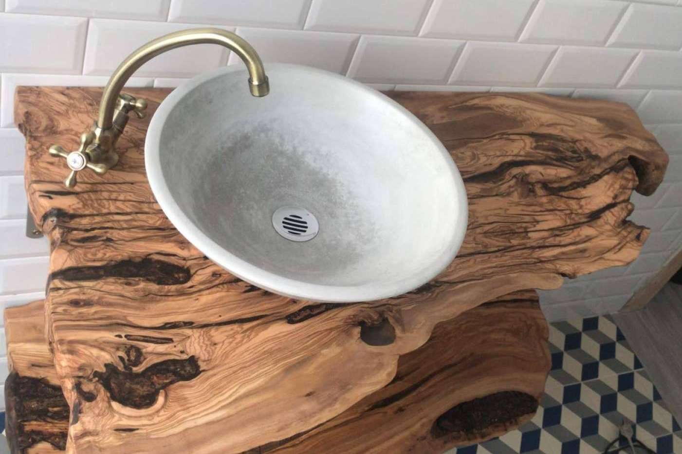 Las encimeras con madera resistente y sostenible de la tienda Encimeras de Olivo