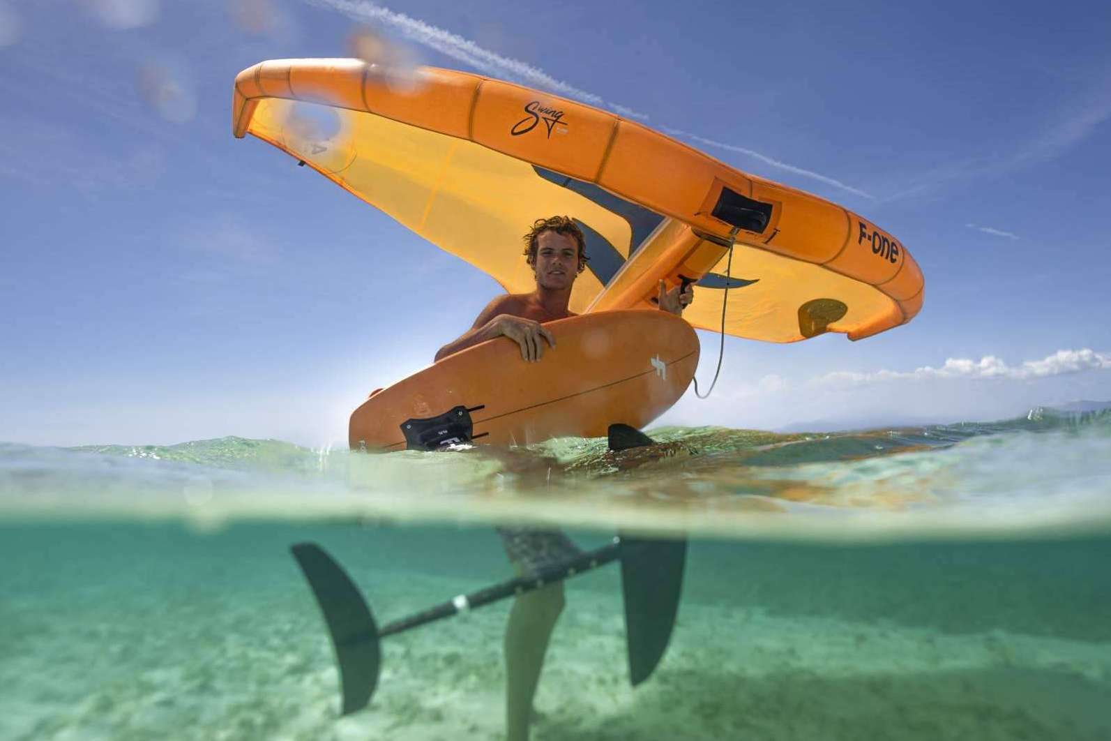 Pura Vida Mallorca explica qué es el wingfoil