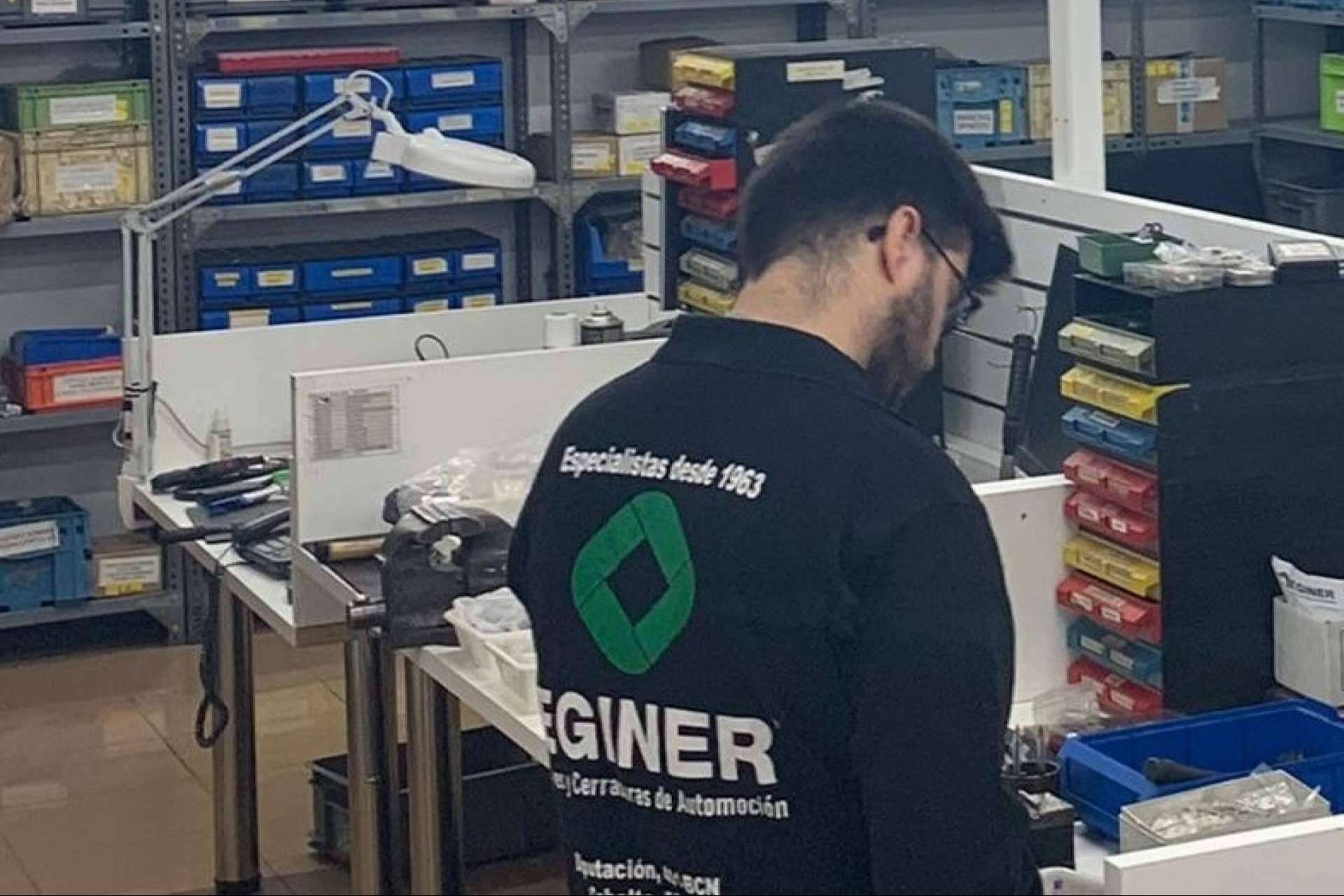 EGINER centraliza sus servicios de llaves de coche en Barcelona