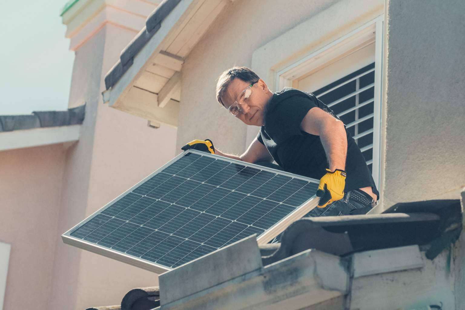 Informarse sobre las subvenciones para paneles solares de la mano de SOLARINSTALA