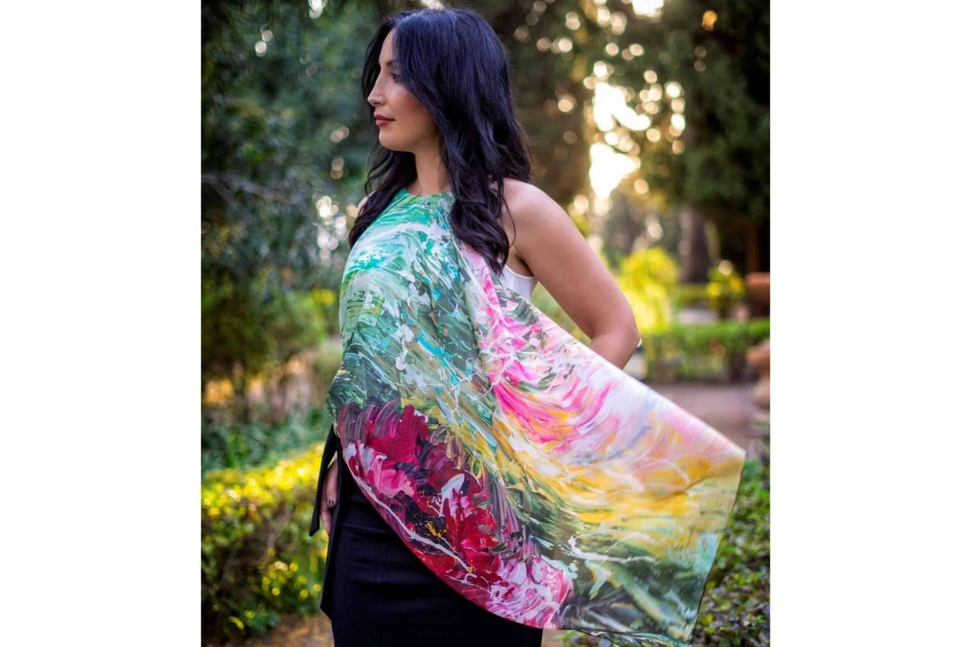 Full & Briss ofrece foulards y pashminas que desprenden arte