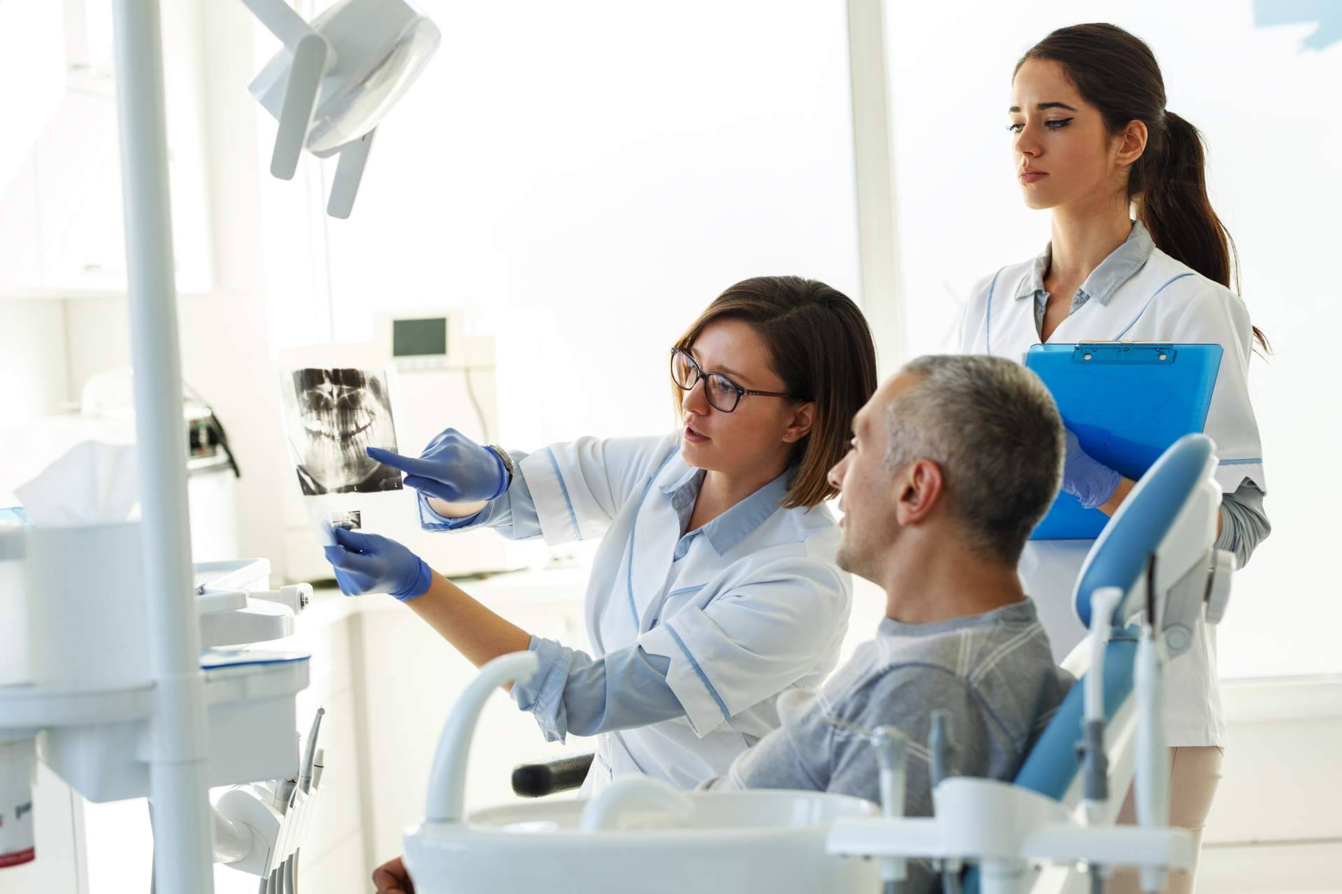 Apostar por una tecnología de vanguardia e innovación, de la mano de la Clínica Dental en Oviedo Sandra Calvo