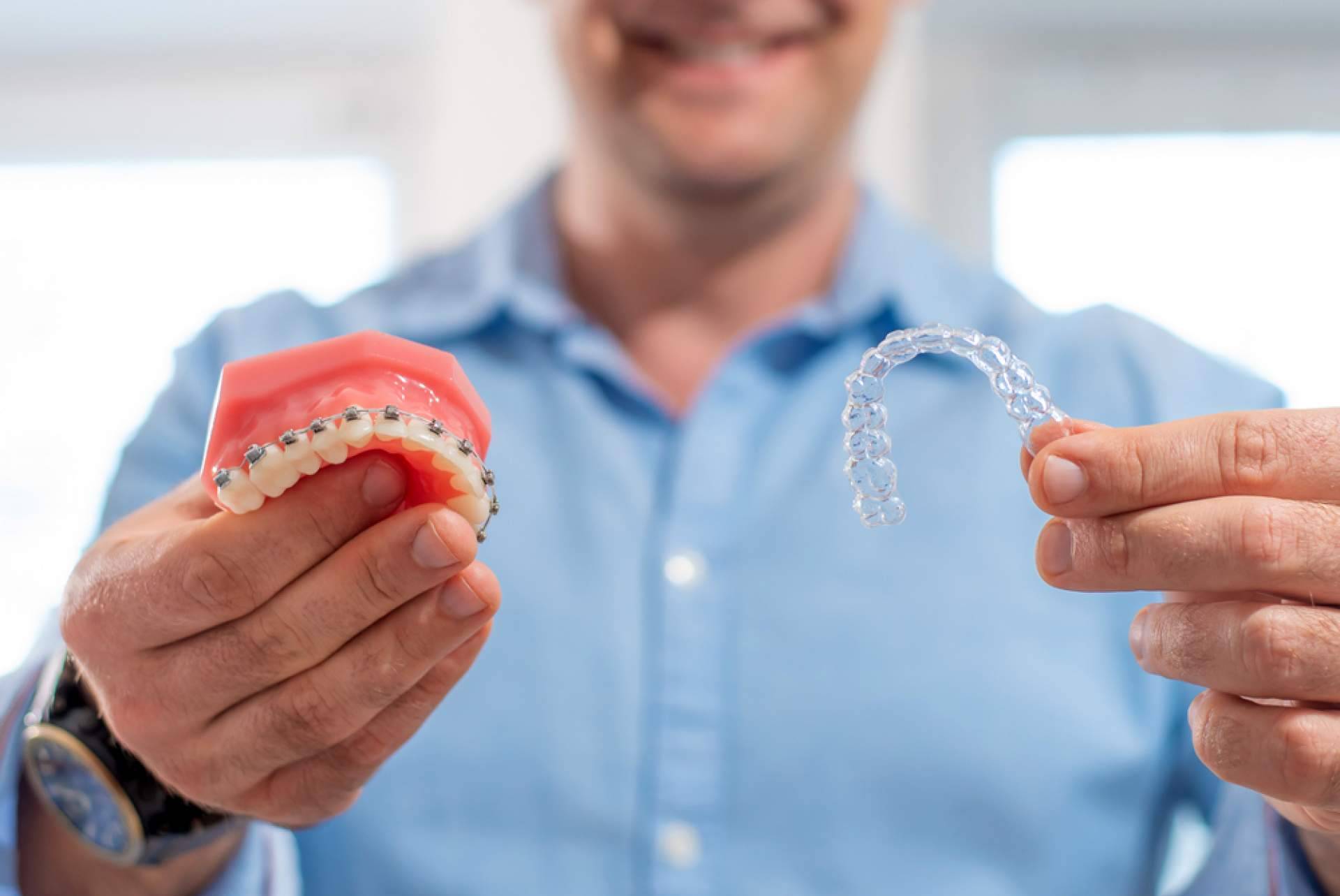 Doctores Dental dispone de una amplia variedad de tratamientos dentales en Madrid, bajo la dirección de la doctora María Rodríguez Rubio