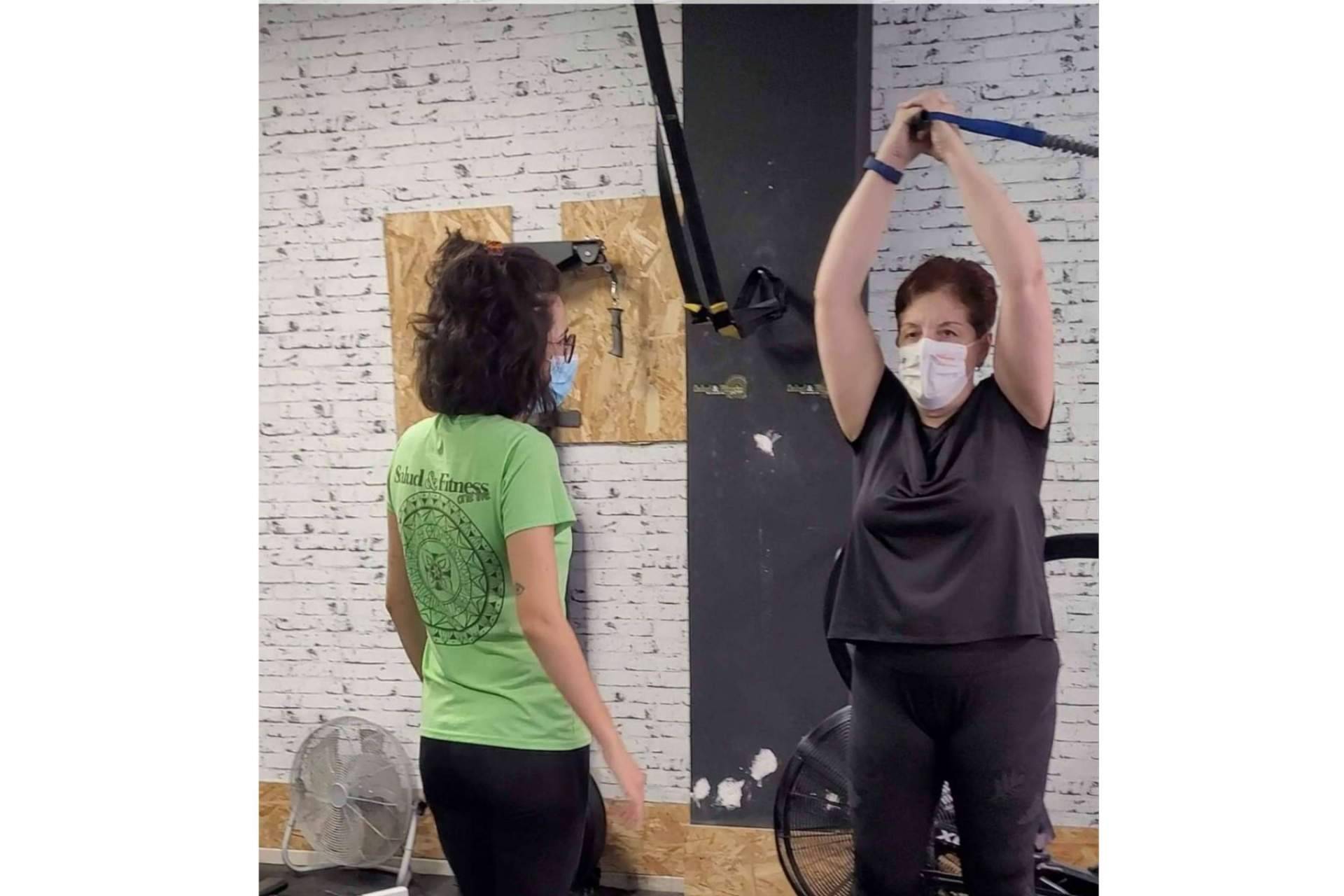 Entrenamiento fuerza en mujeres de más de 40 con Salud & Fitness