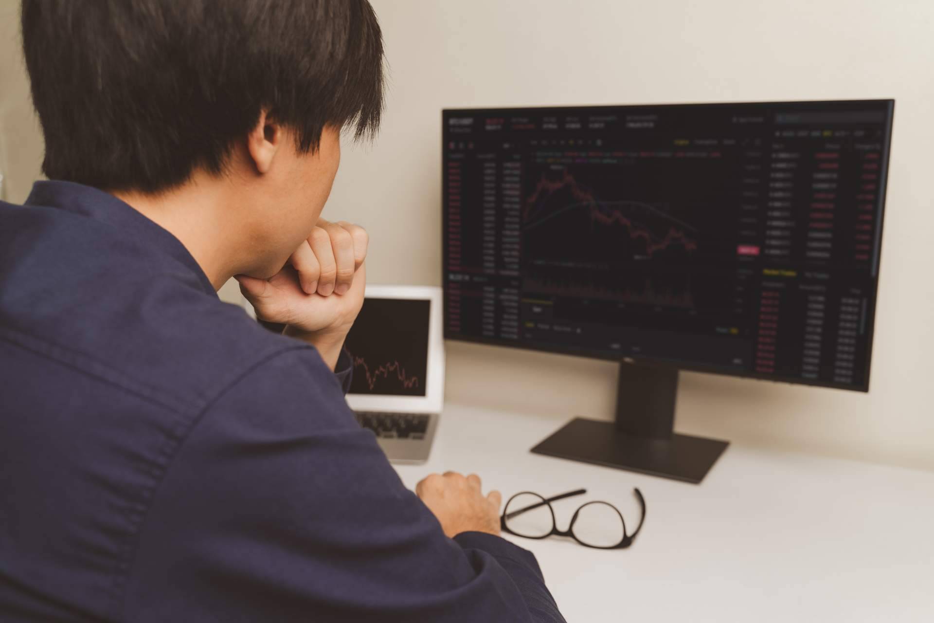 CryptoSharks ofrece curso de trading crypto