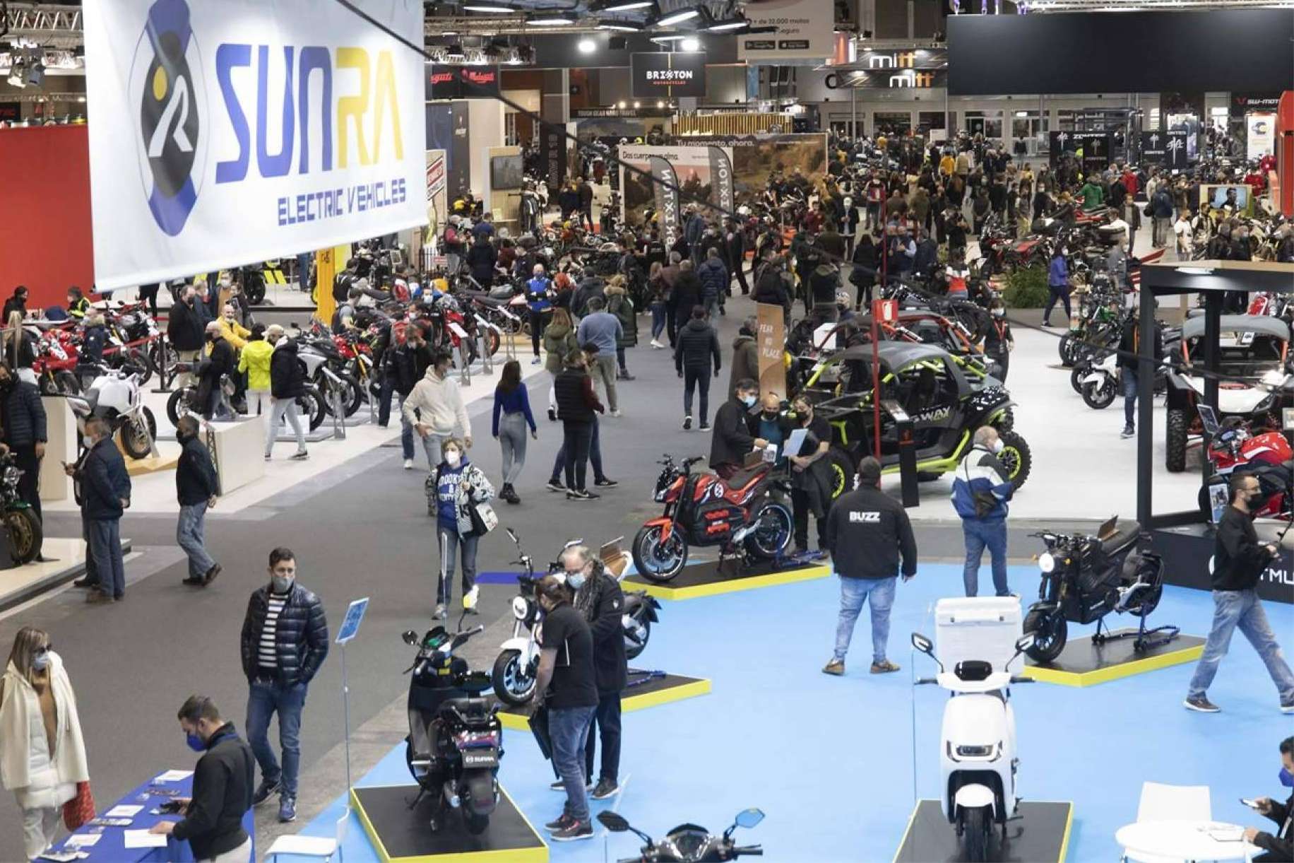 En la celebración de Vive la Moto, SUNRA arrasa como una de las marcas líderes en movilidad eléctrica