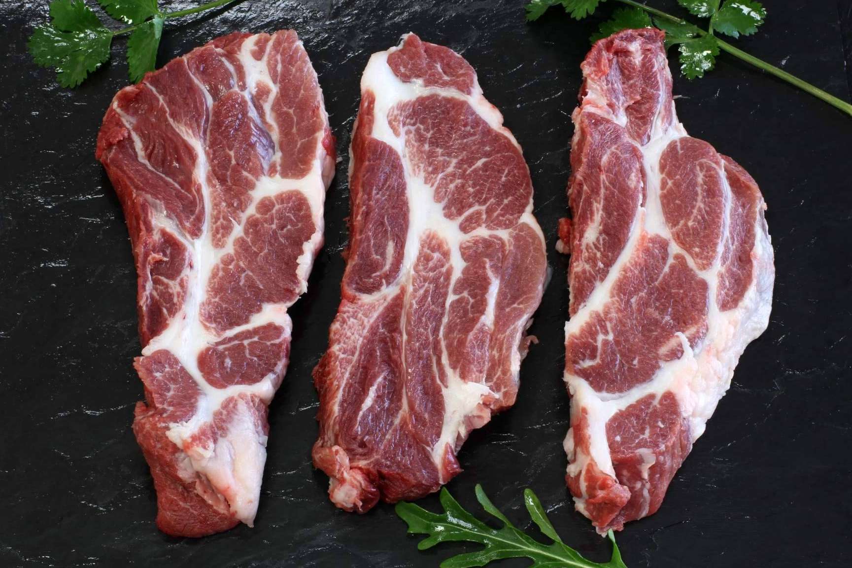 País de Quercus dispone de carne de ibérico saludable de la dehesa, ácido oleico y salud cardiovascular