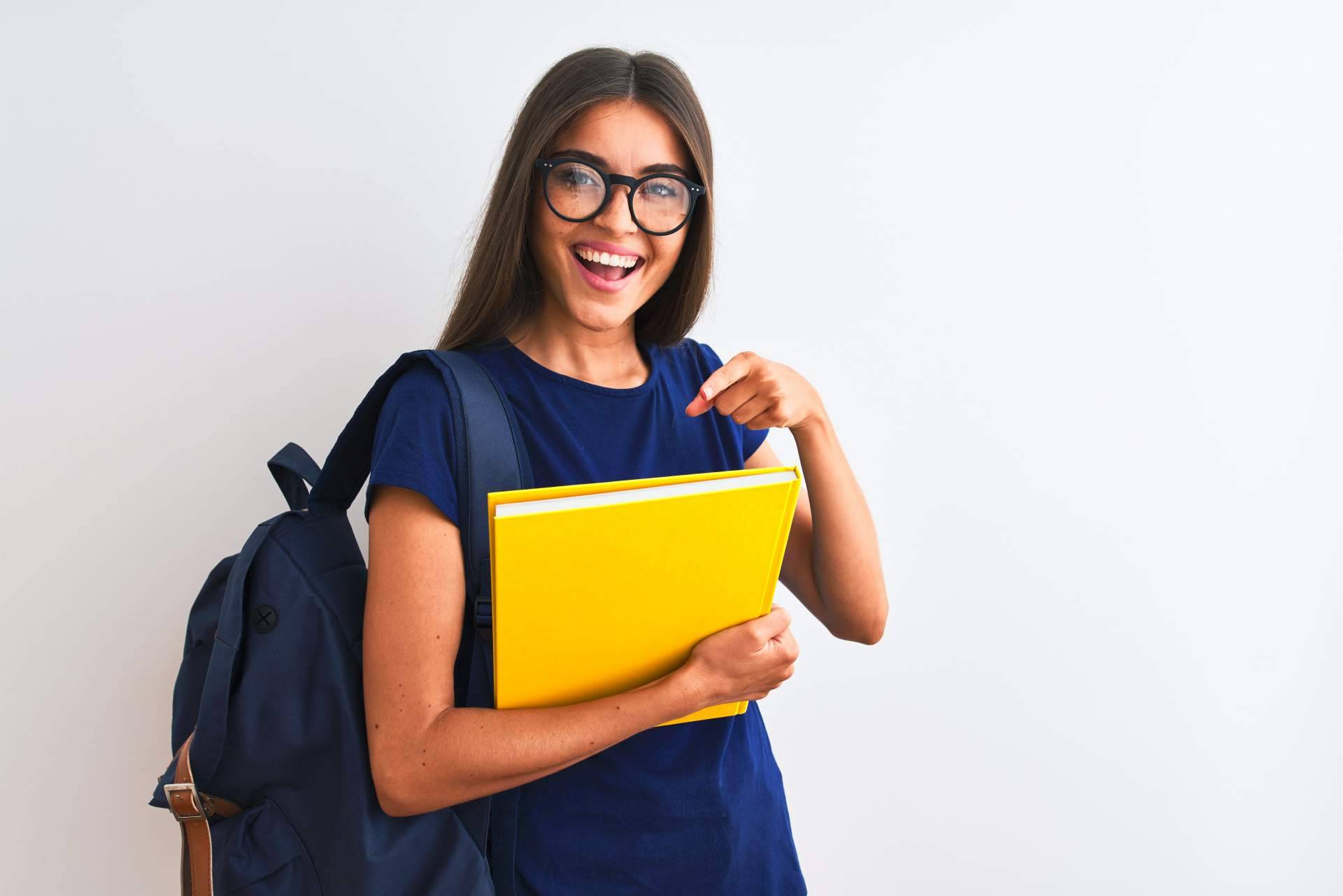 Terminar el Trabajo Fin de Grado con la ayuda de la academia Ayuda Universitaria