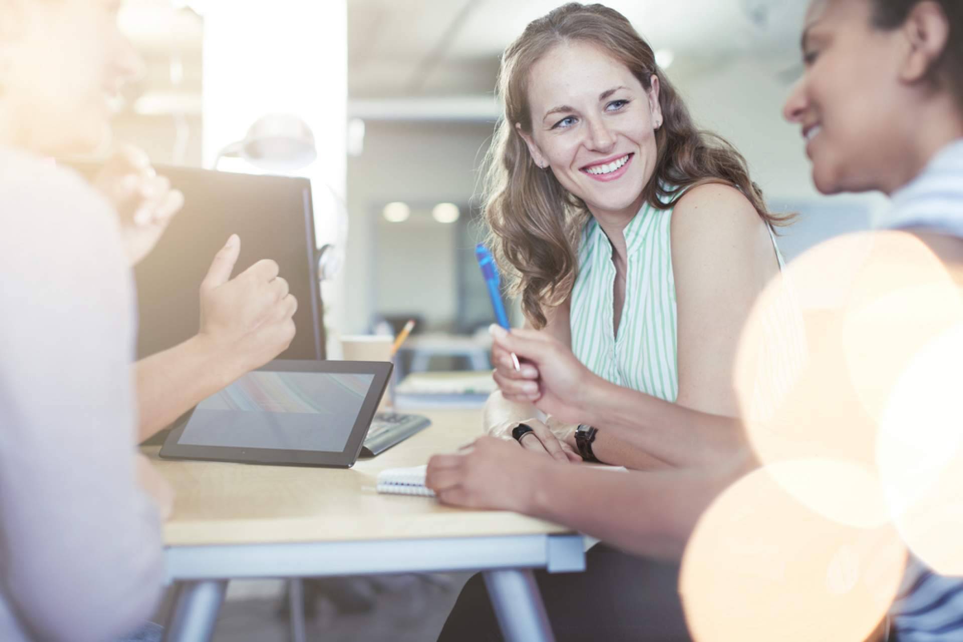 Todo sobre el servicio gratuito de consultoría y orientación para crecer y progresar laboralmente de AvanzaEmpleo