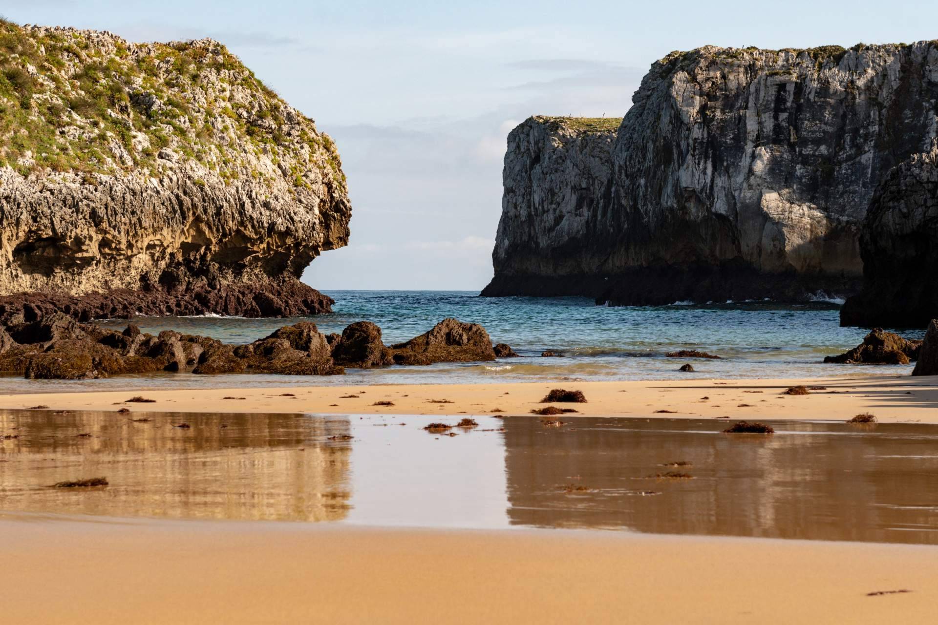 El Hotel Rural Montesomao permite descubrir las playas de la costa asturiana