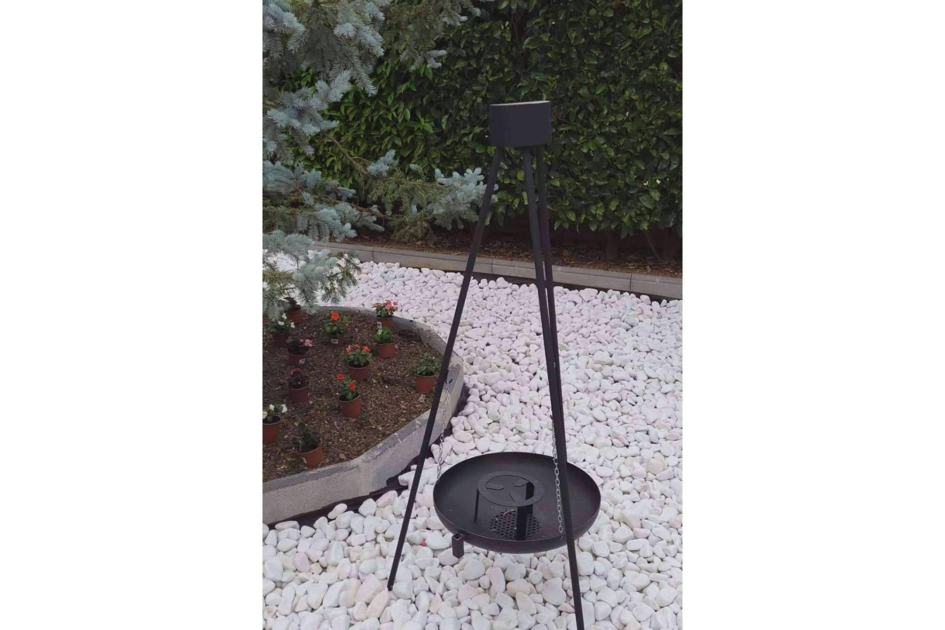 Disfrutar del fuego en el jardín con chimeneas de exterior y otros productos con Gaudir Amb Foc